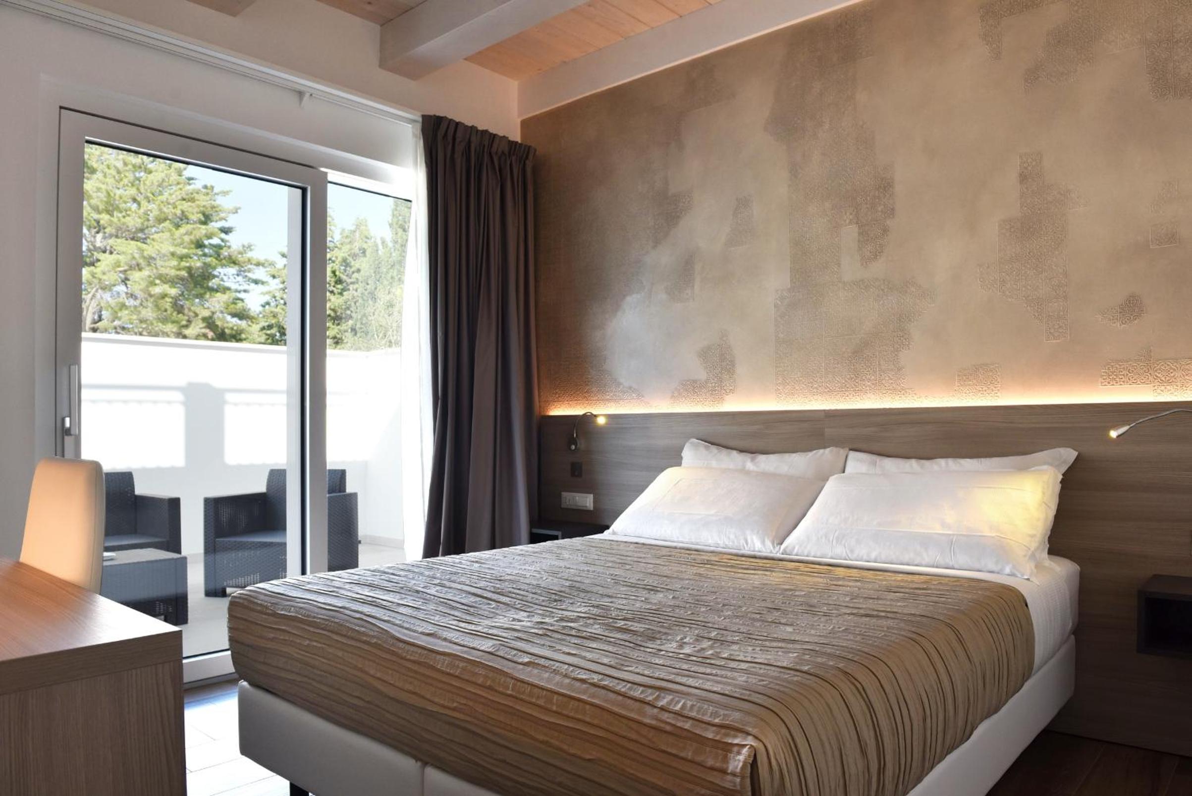 Twin Room with Terrace - Photo 2