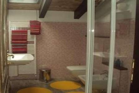 Double or Twin Room - Photo 10