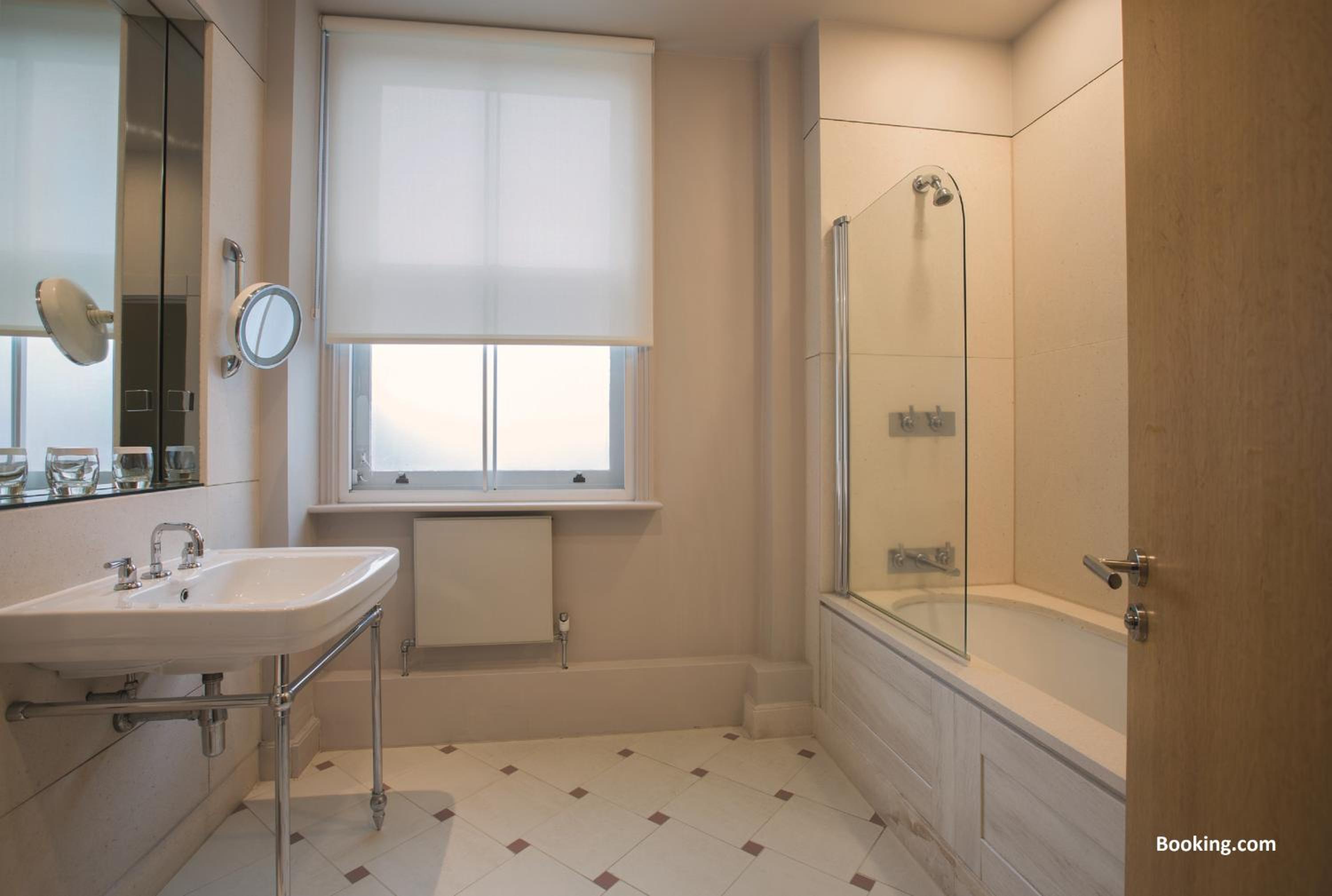 Deluxe Double Room - Photo 3
