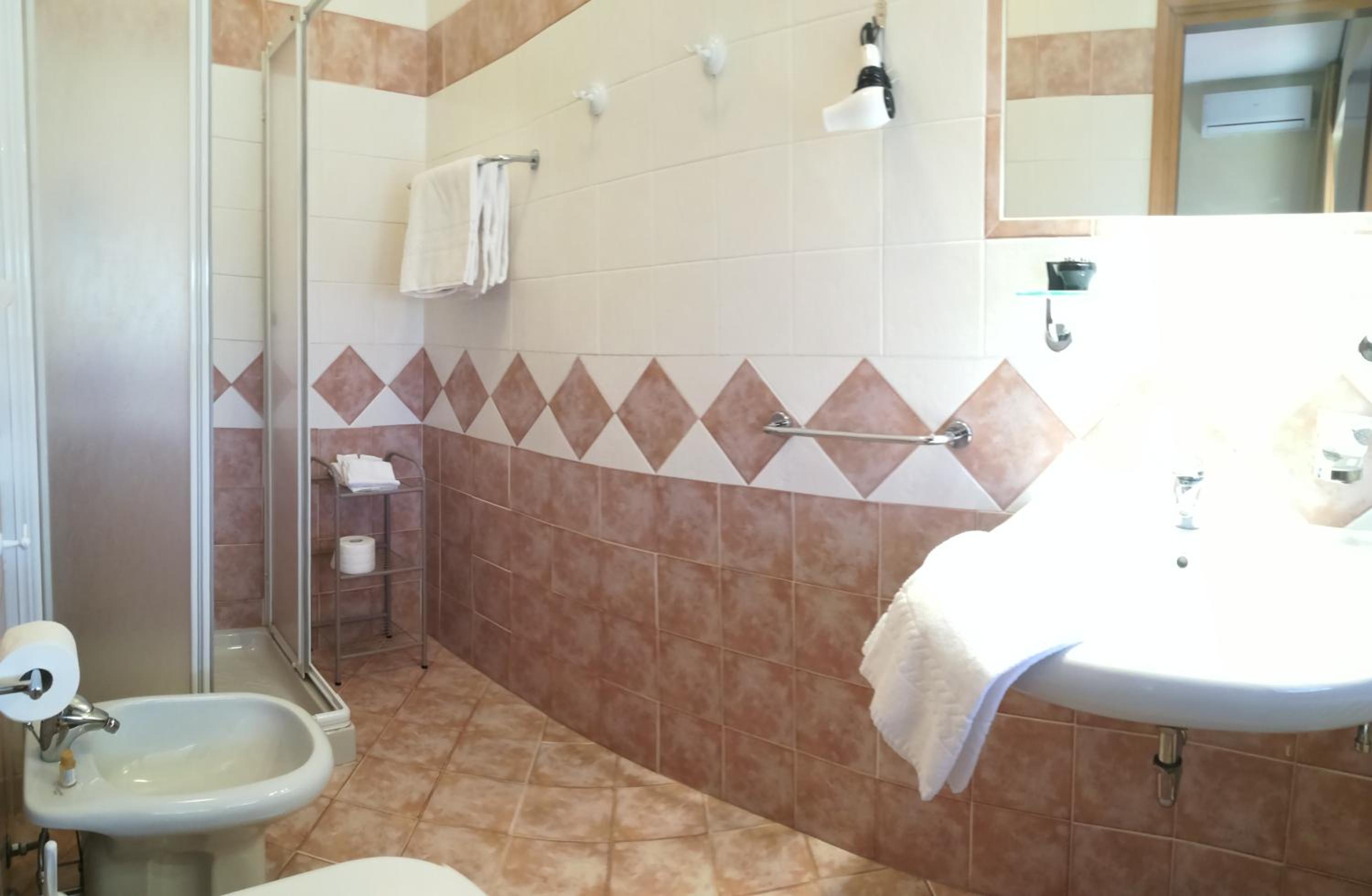 Double Room with Balcony photo 3