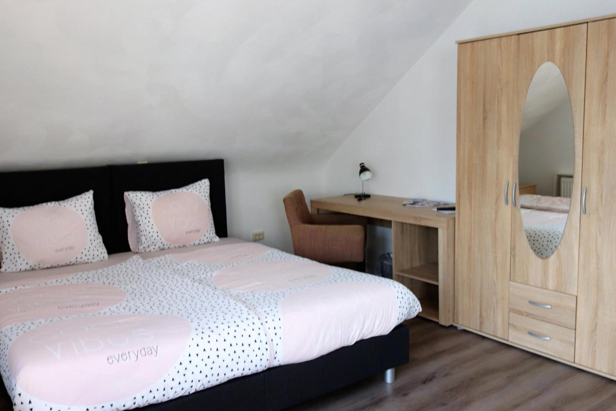 Double Room - Photo 3
