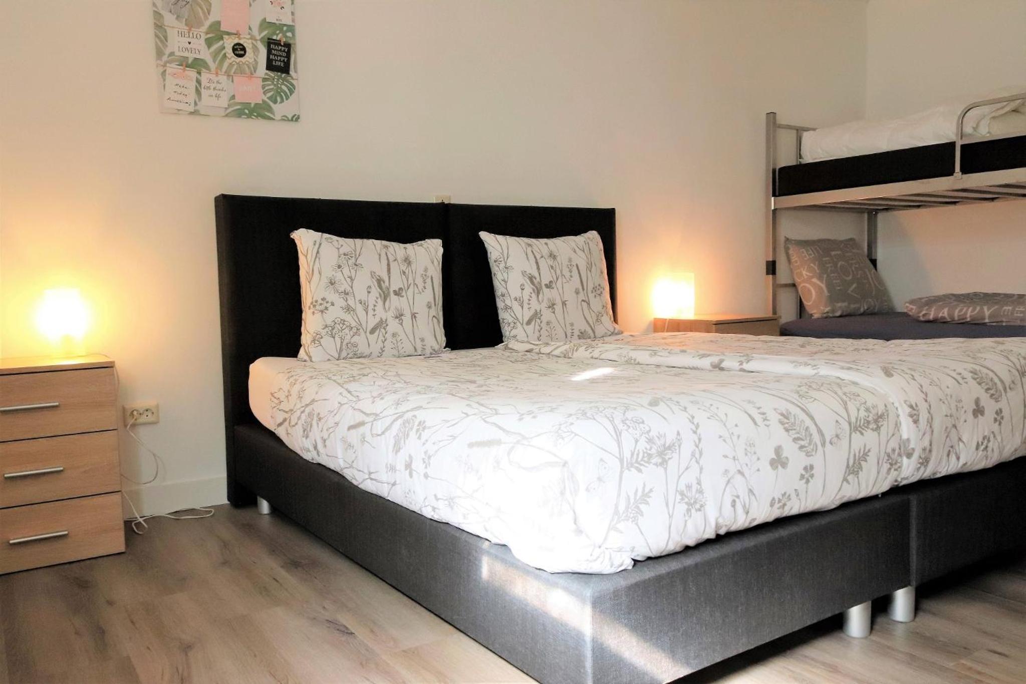 Family Room - Photo 1