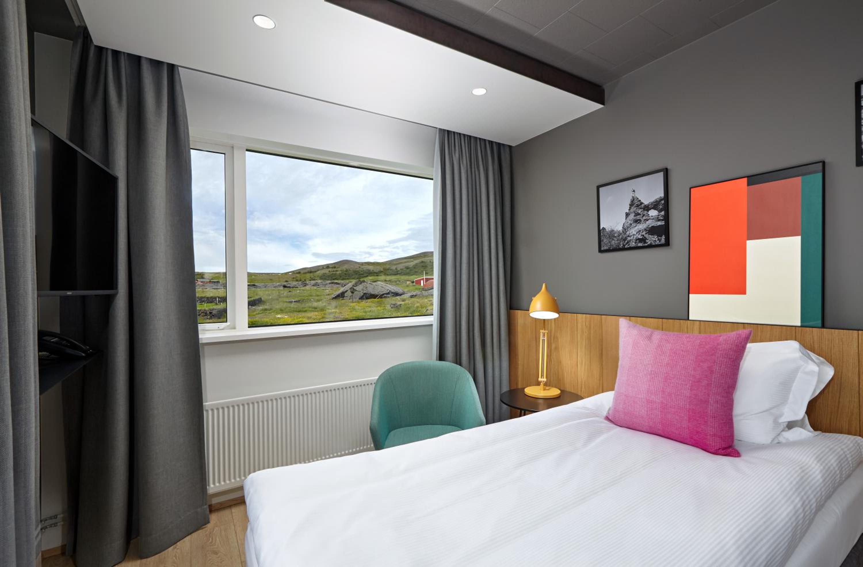 Twin Room - Photo 8
