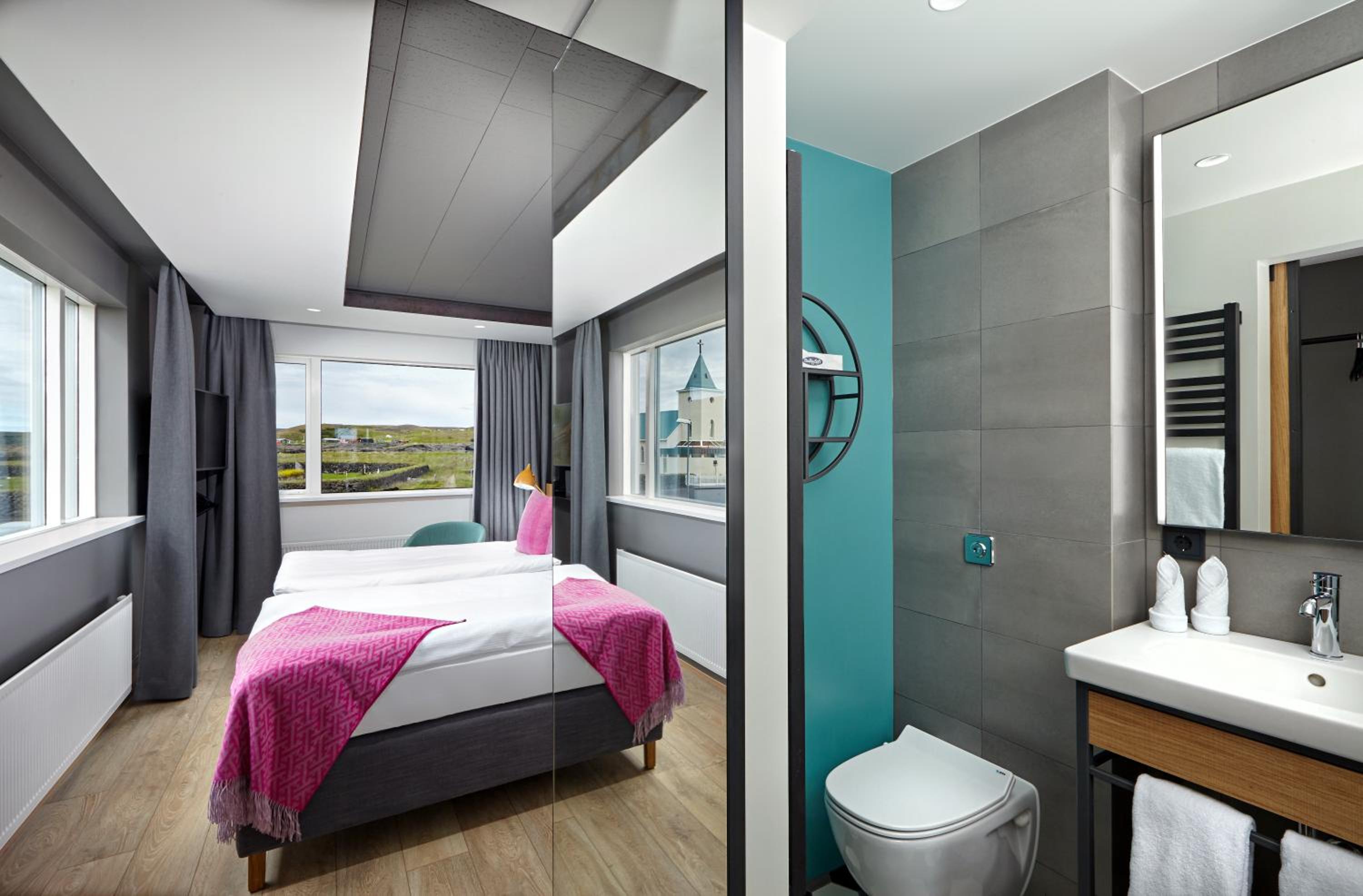 Twin Room - Photo 2