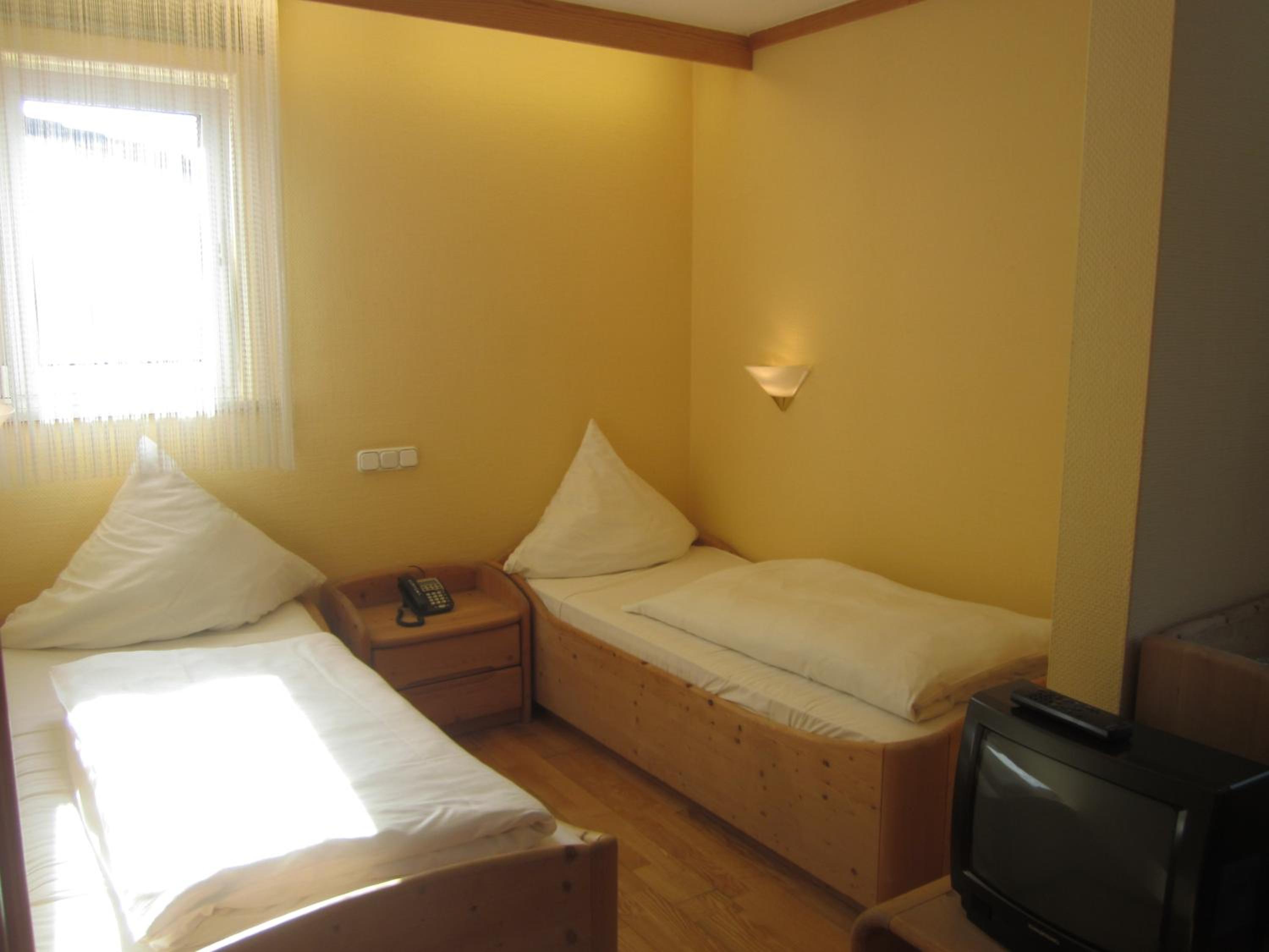 Single Room photo 3