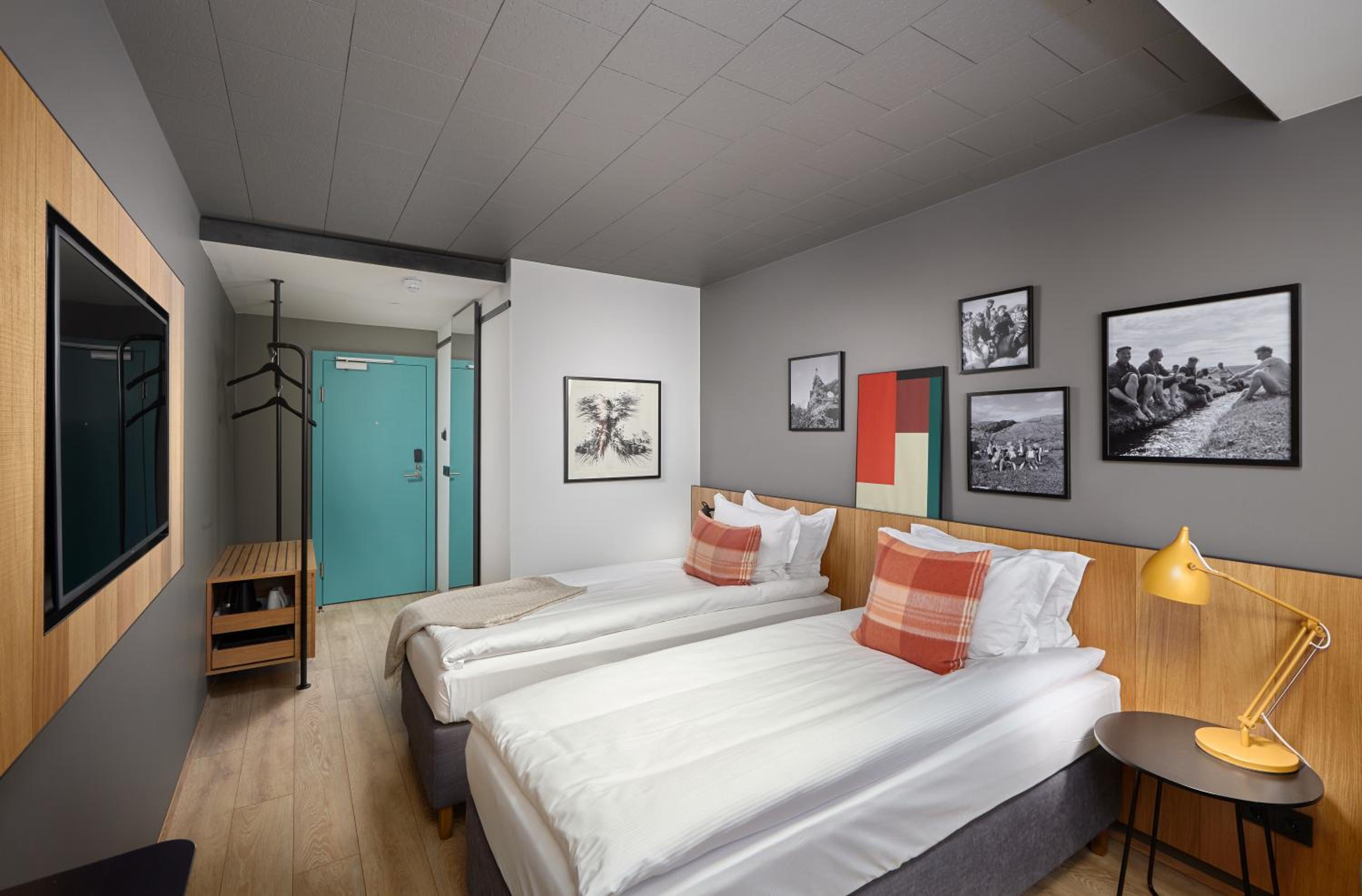 Twin Room - Photo 5