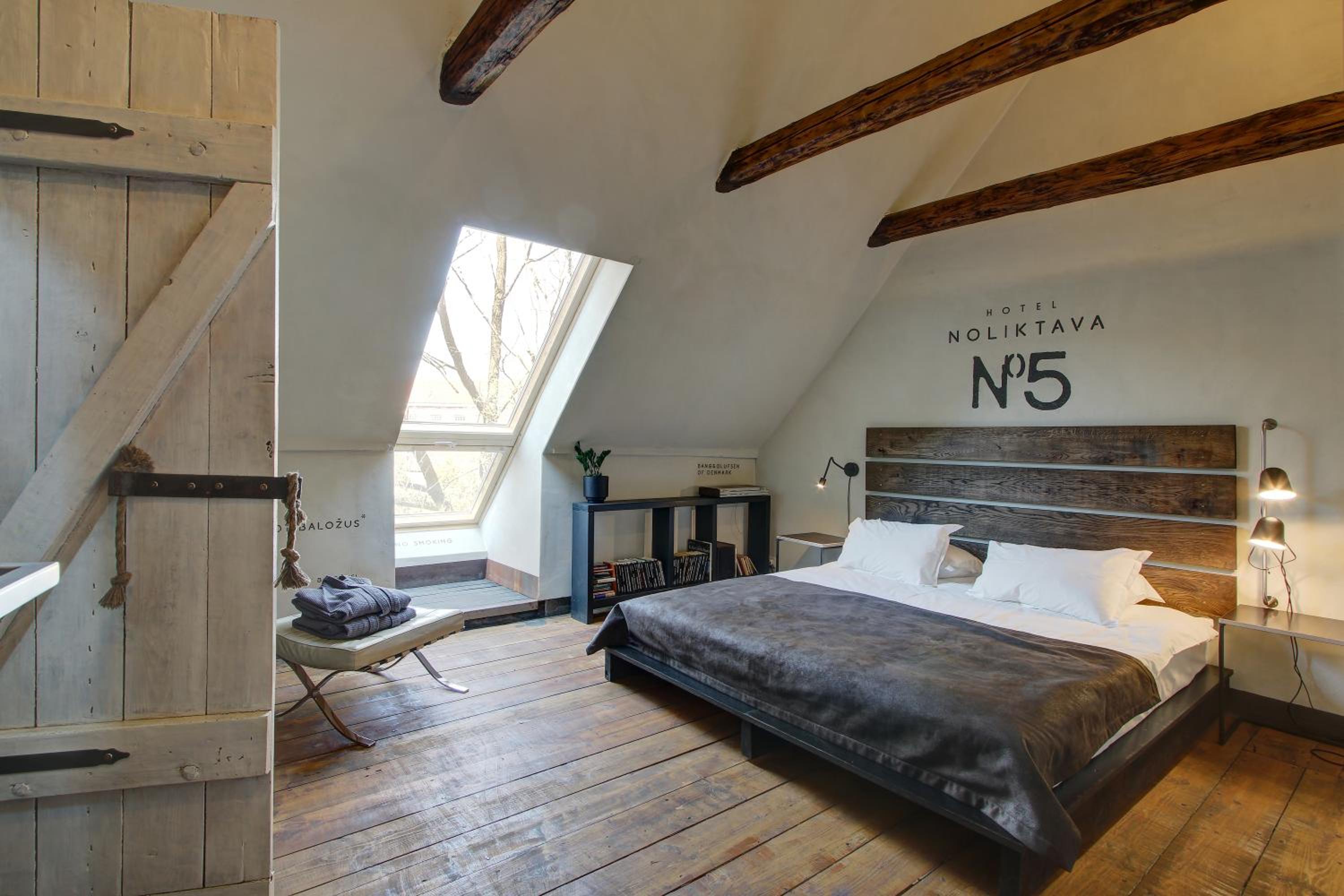 Standard Double Room - Photo 3