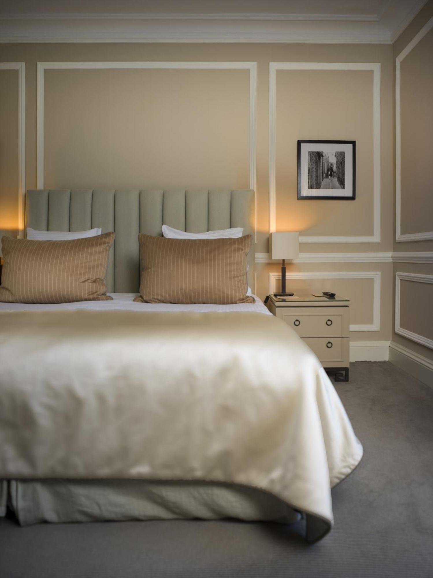 Deluxe Double Room with Sea View - Photo 3