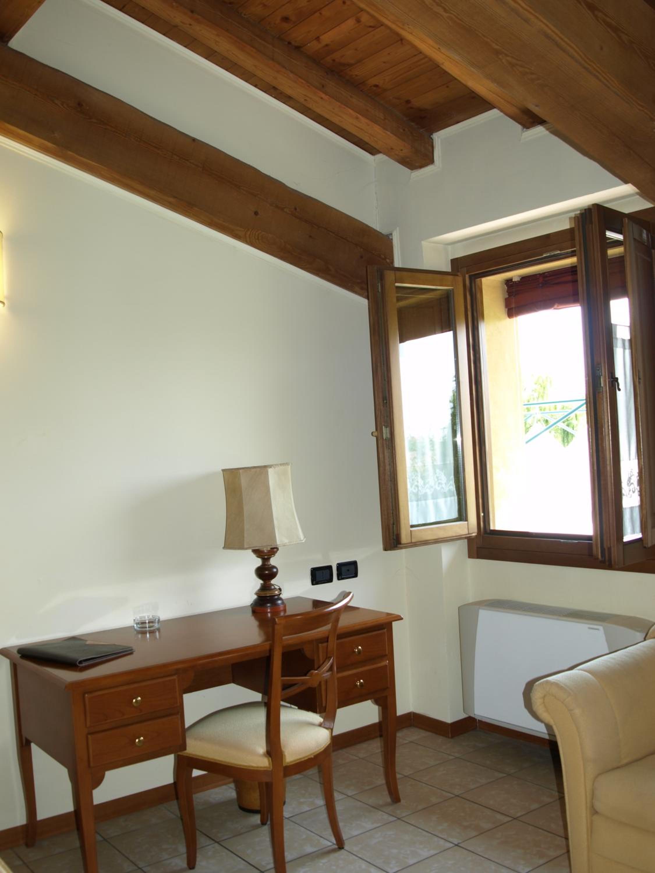 Triple Room - Photo 2