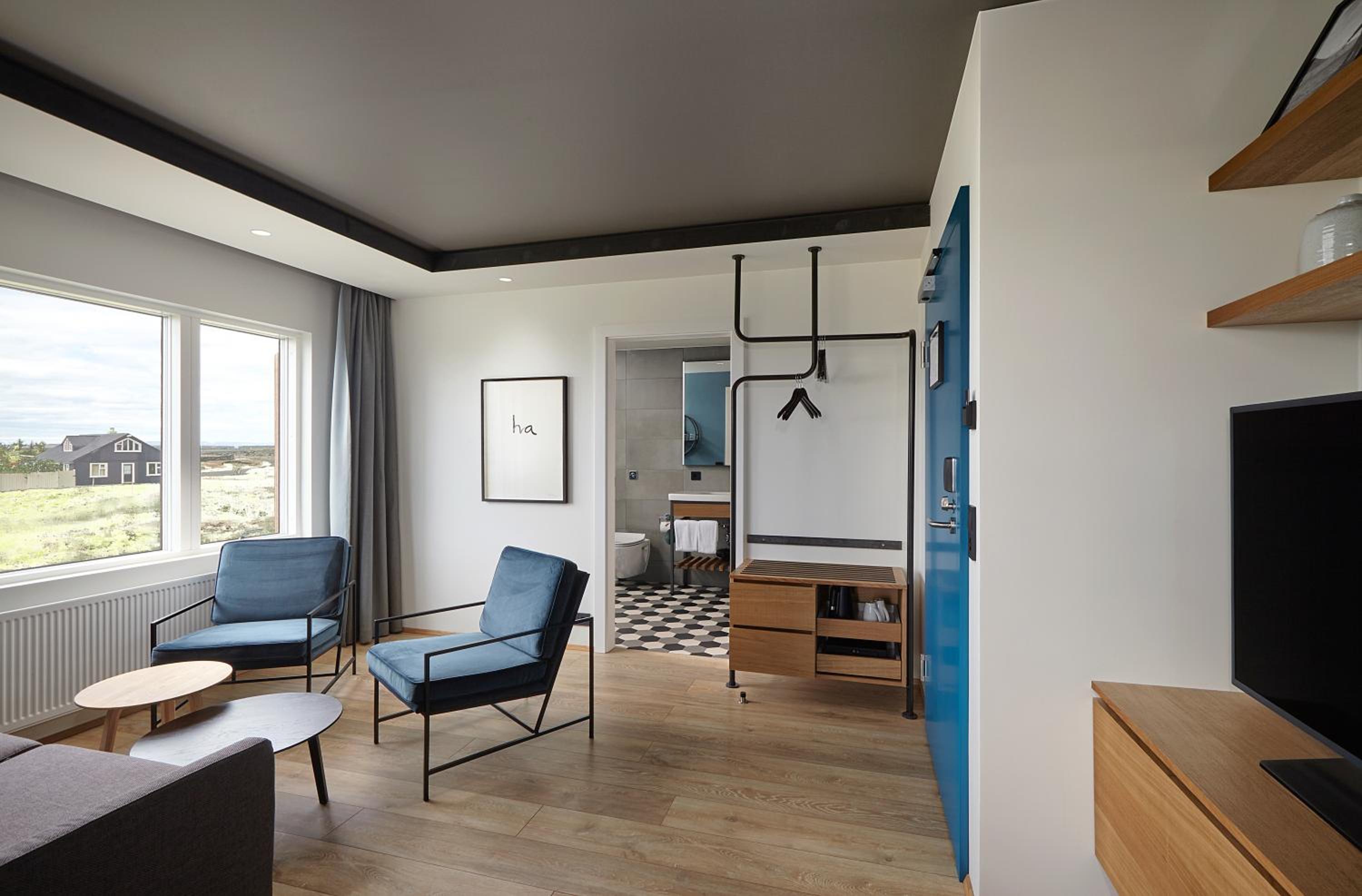 King Suite - Photo 6