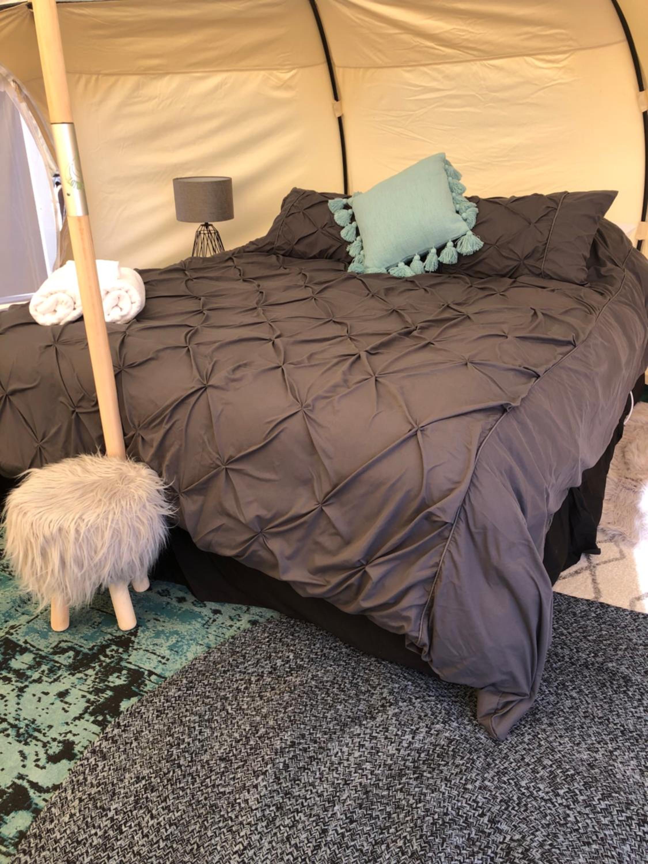 Tent - 5 - Photo 1