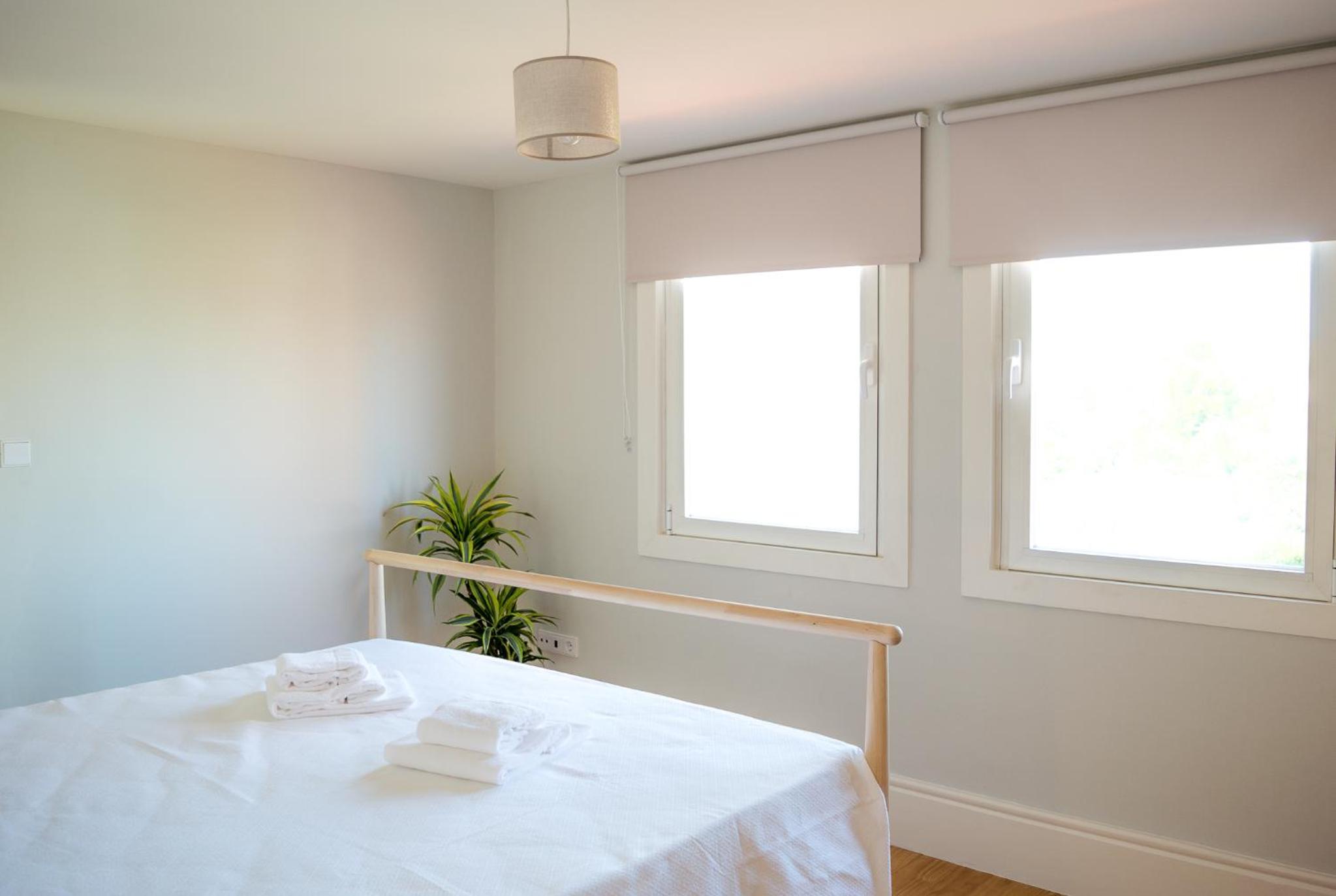 Deluxe King Room - Photo 6