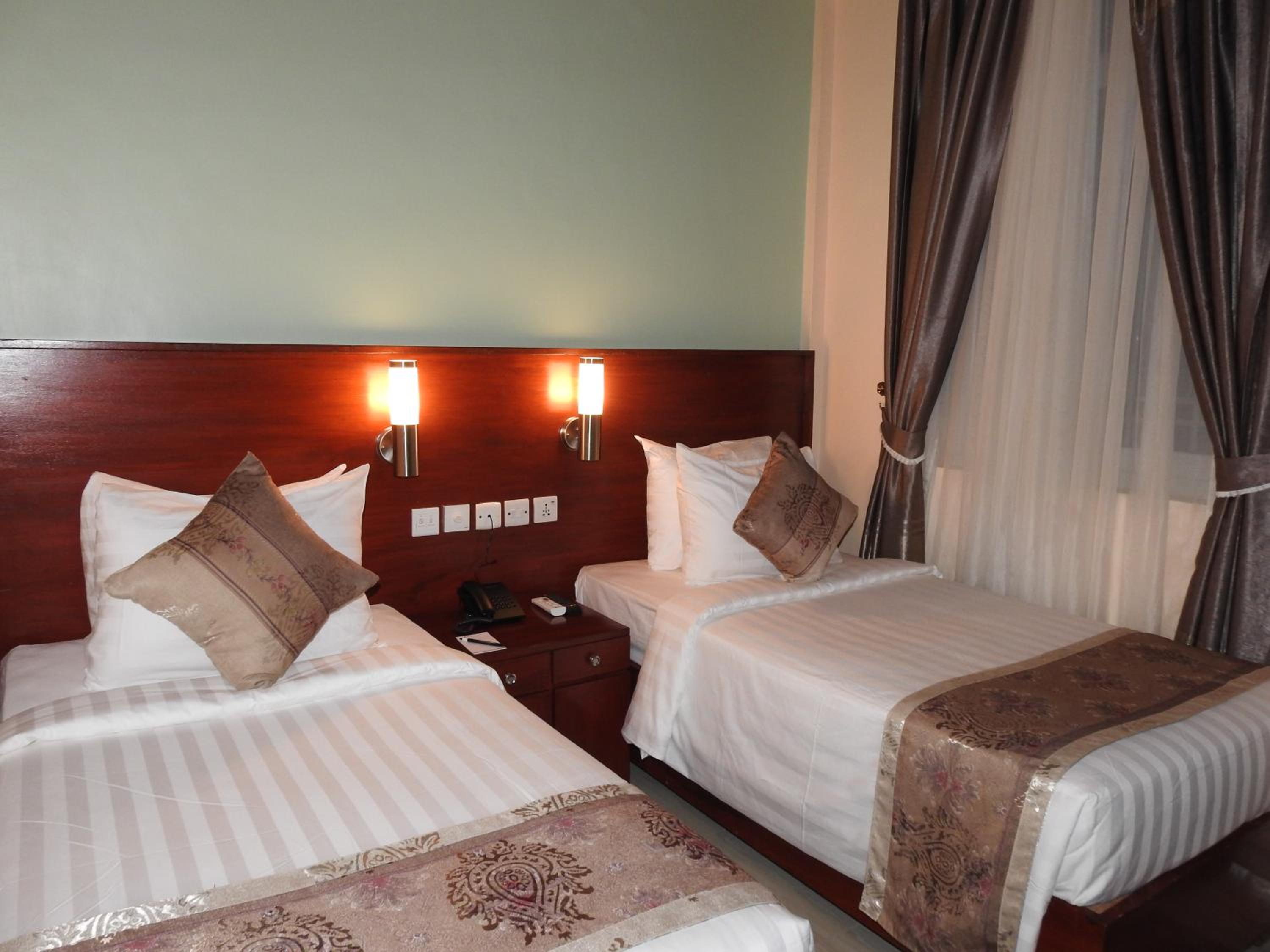 Deluxe Triple Room photo 2