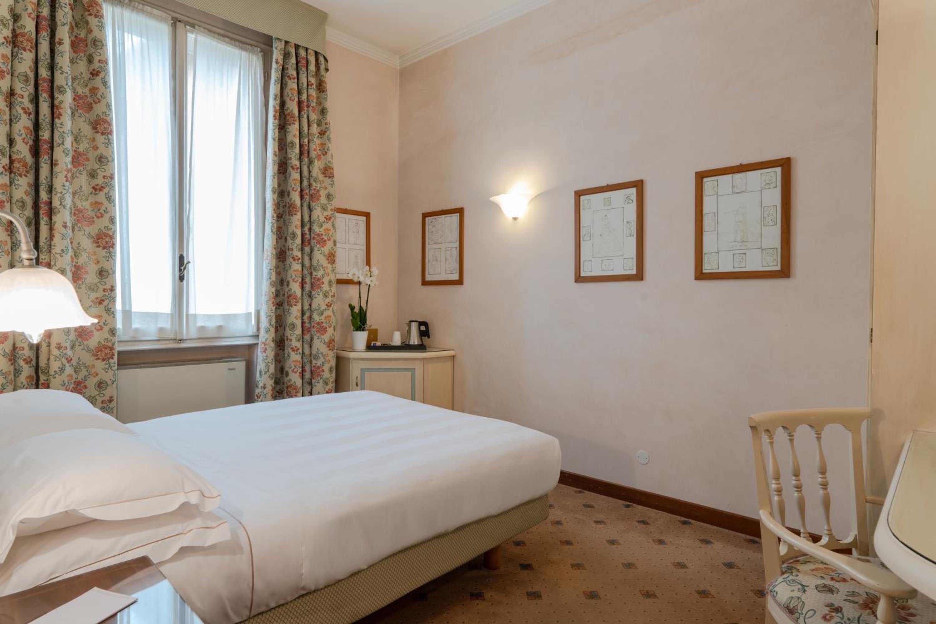 Compact Room
