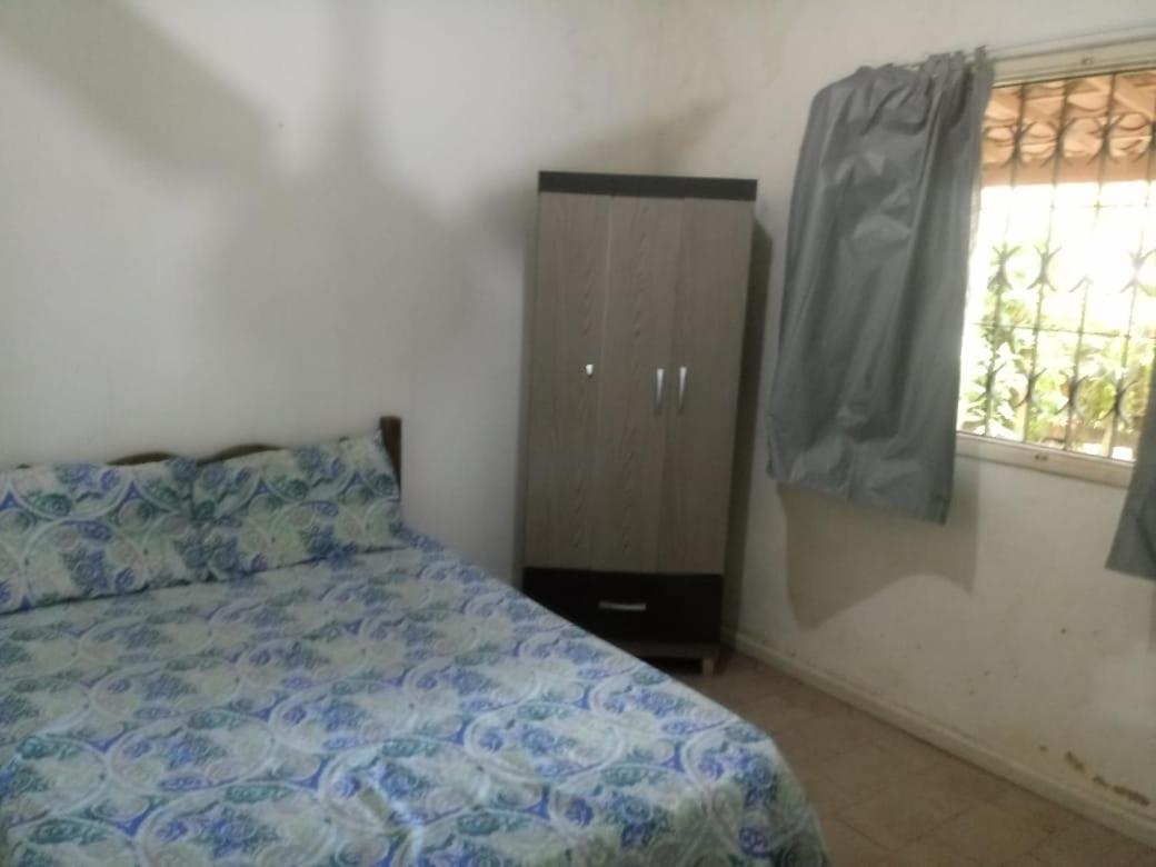Double or Twin Room with Private Bathroom - Photo 4