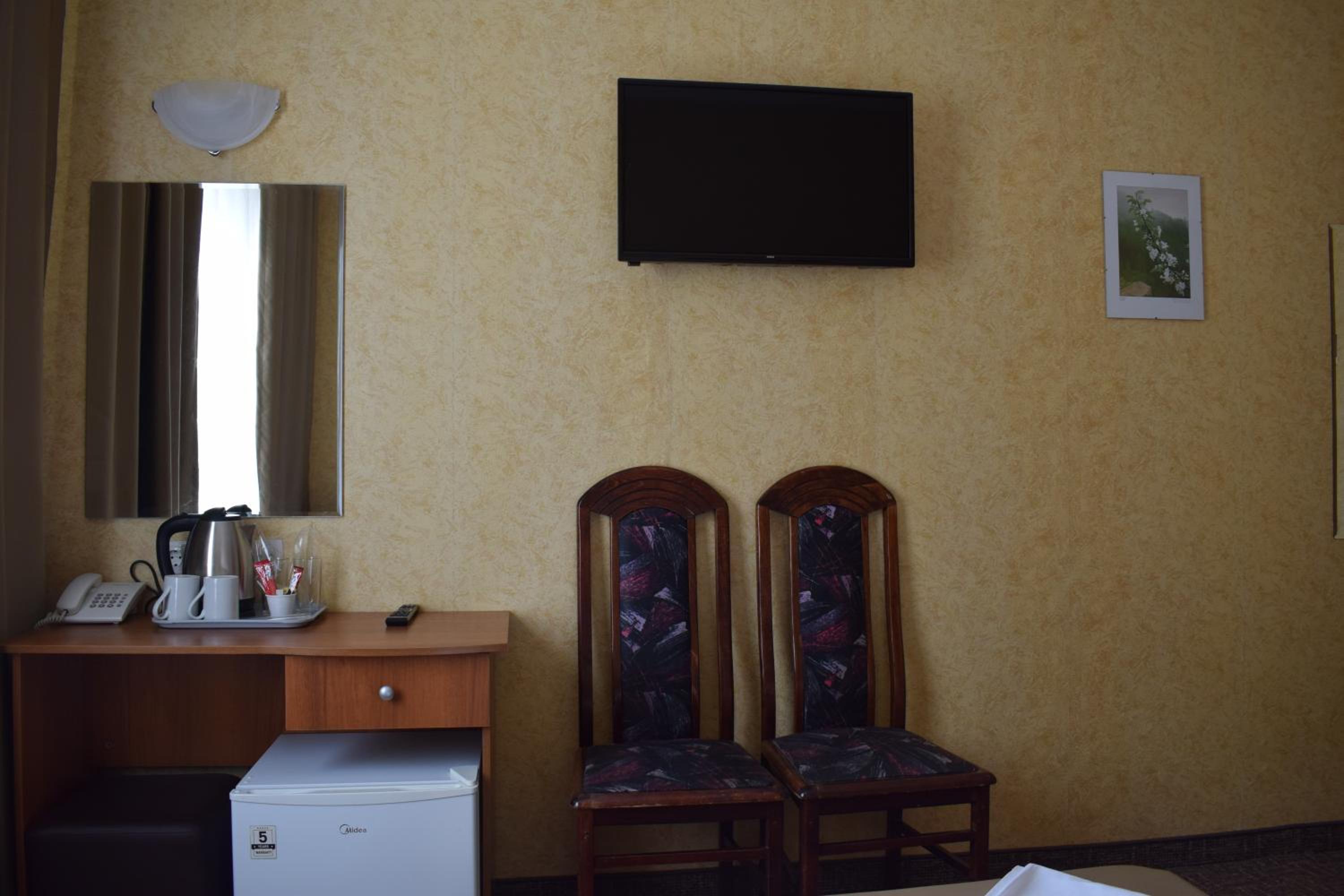 Family Double or Twin Room - Photo 8