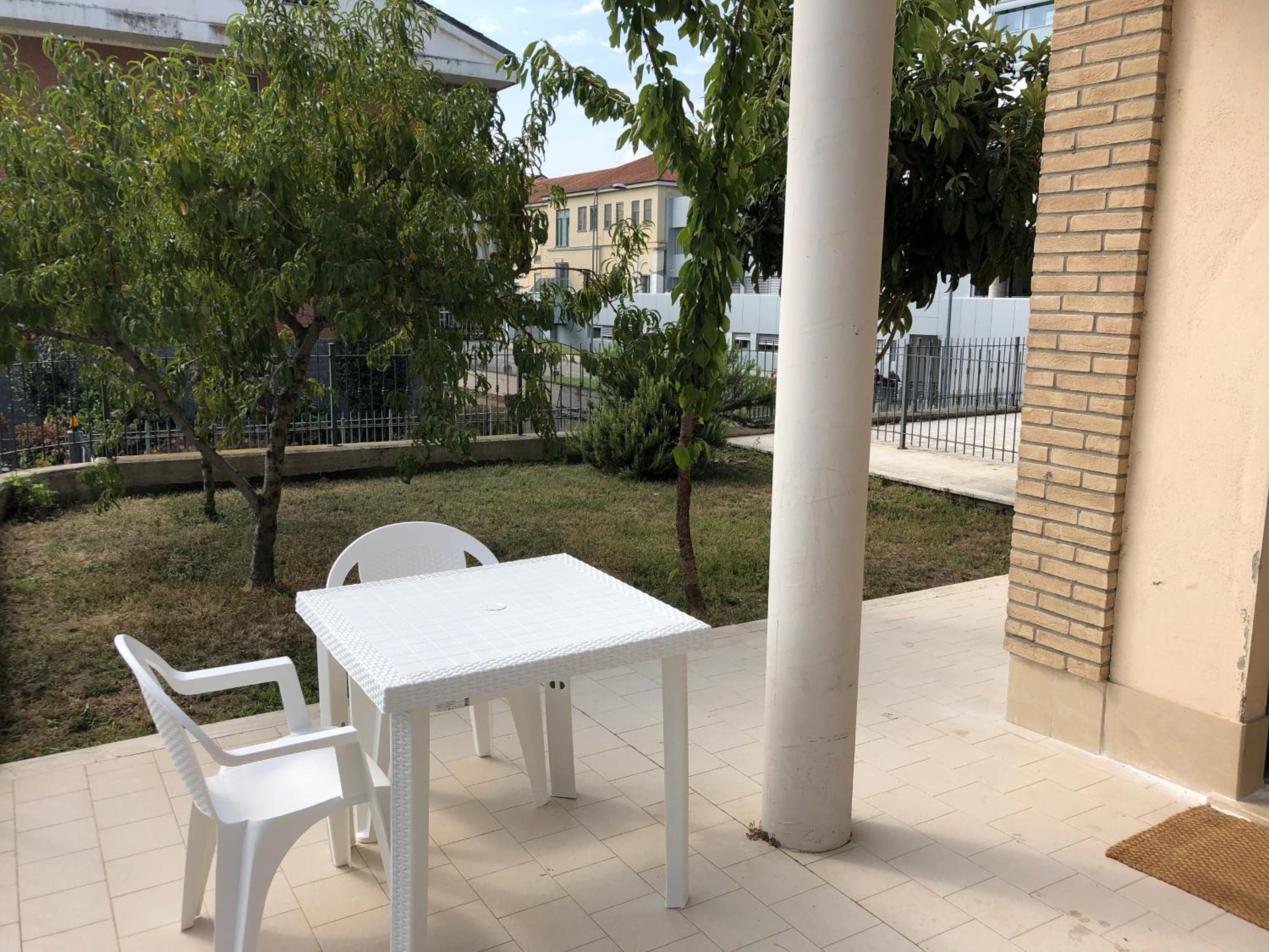 Apartment - Photo 4