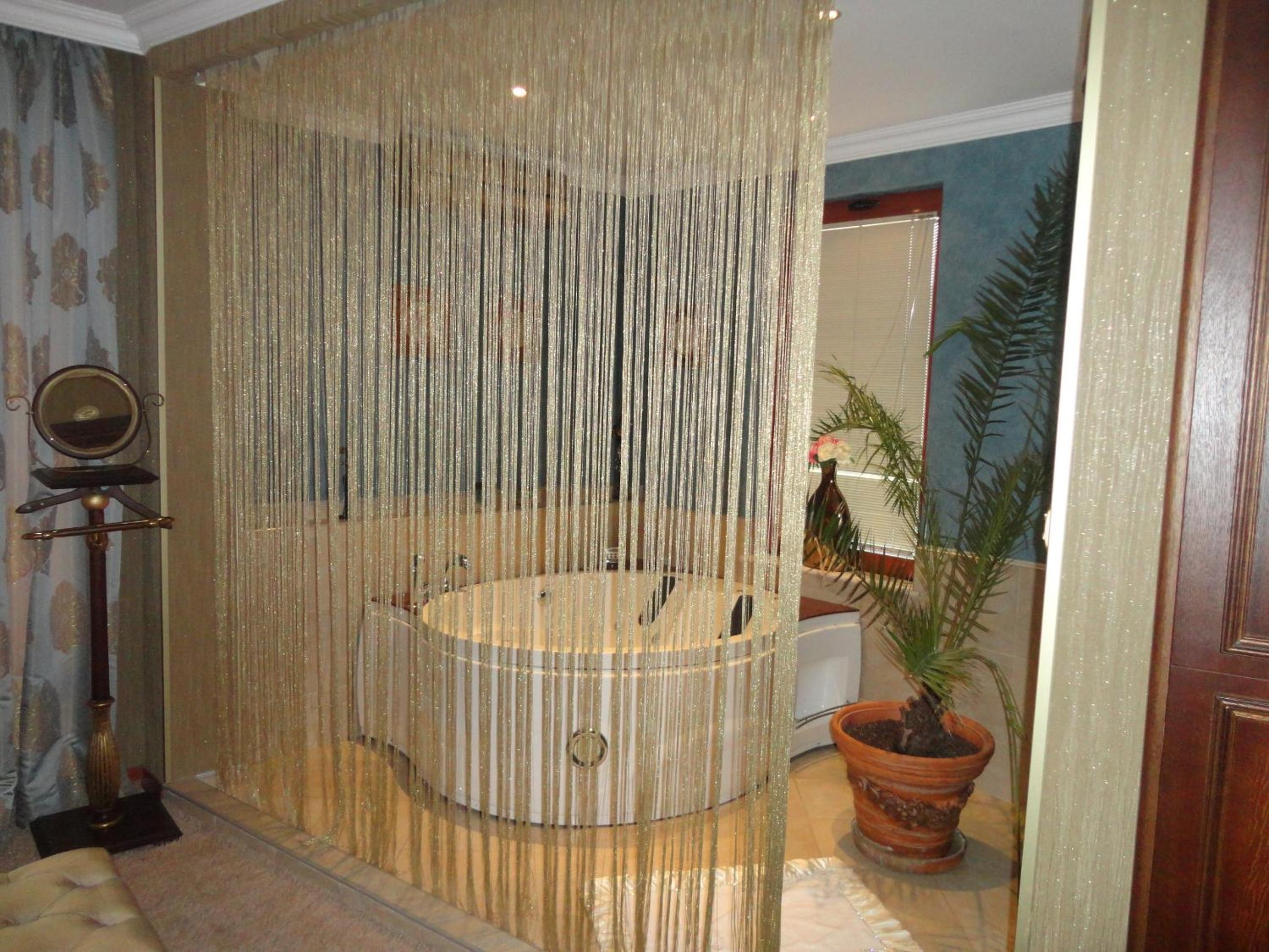 Suite with Hot Tub - Photo 3