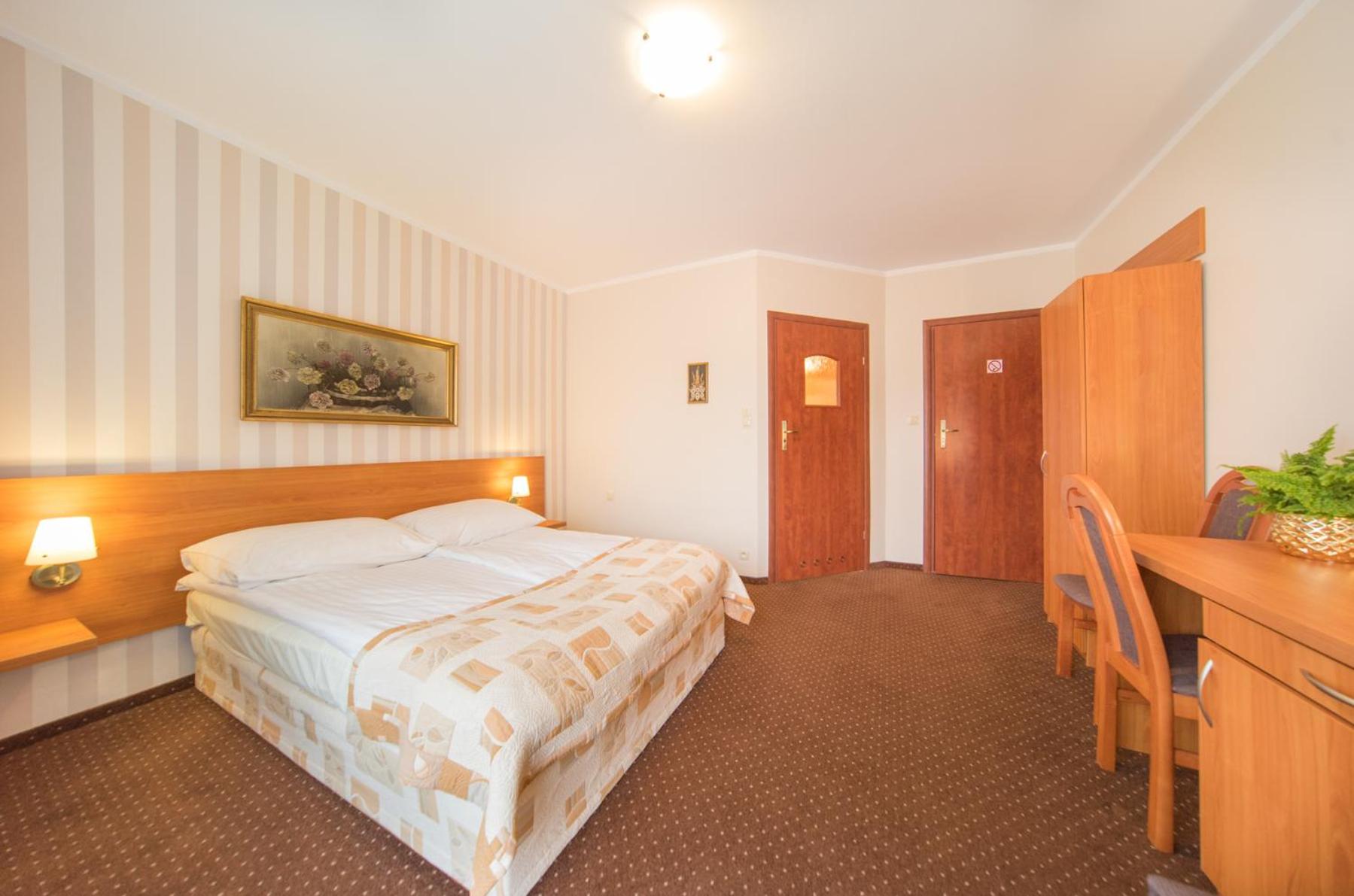 Double Room with Balcony photo 2