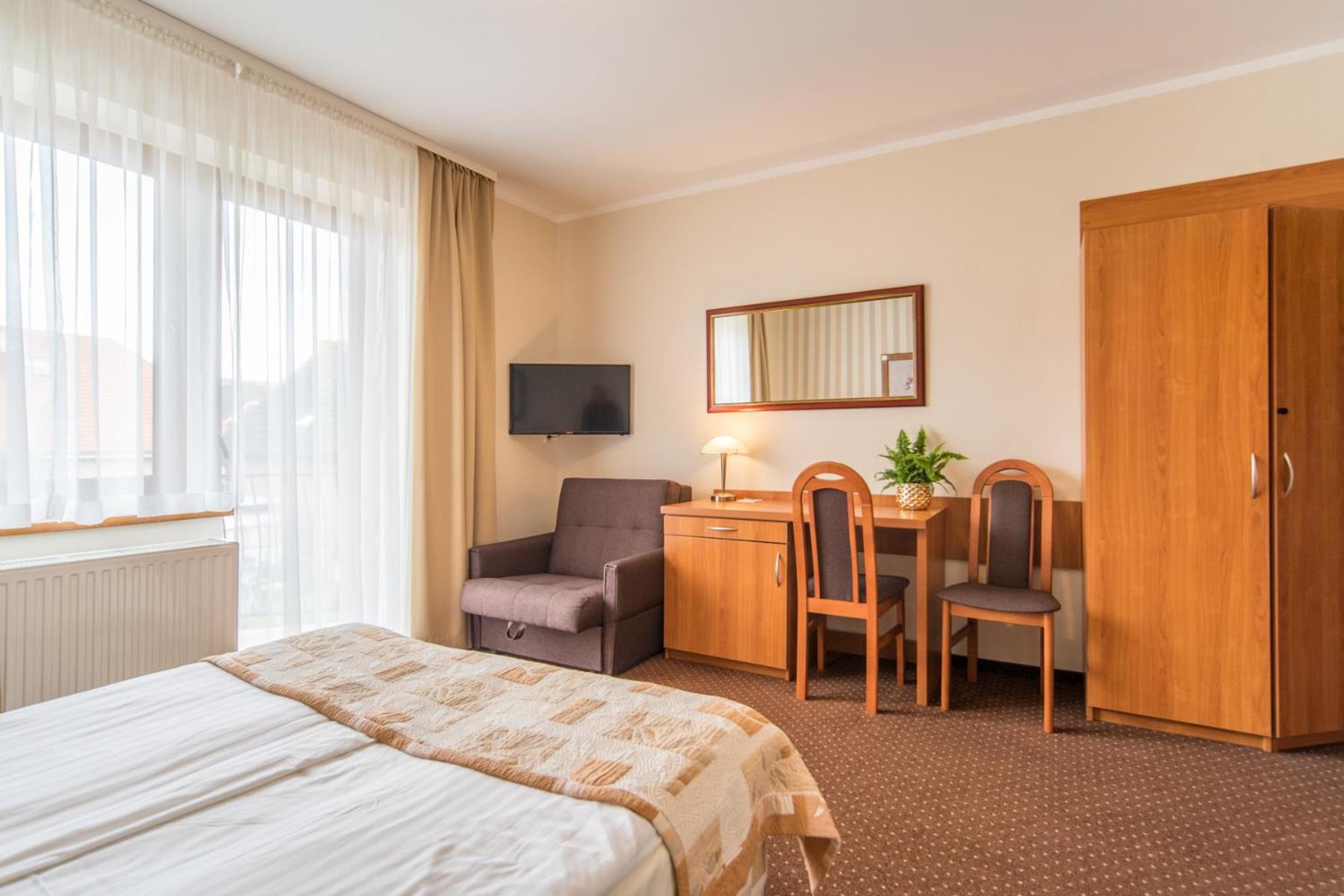 Double Room with Balcony photo 2