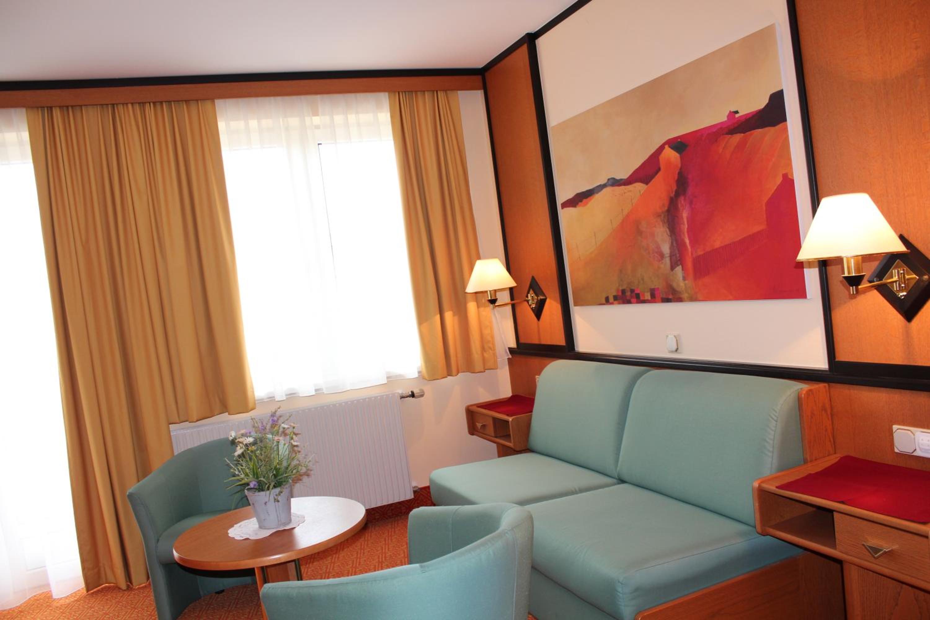 Double Room - Photo 5