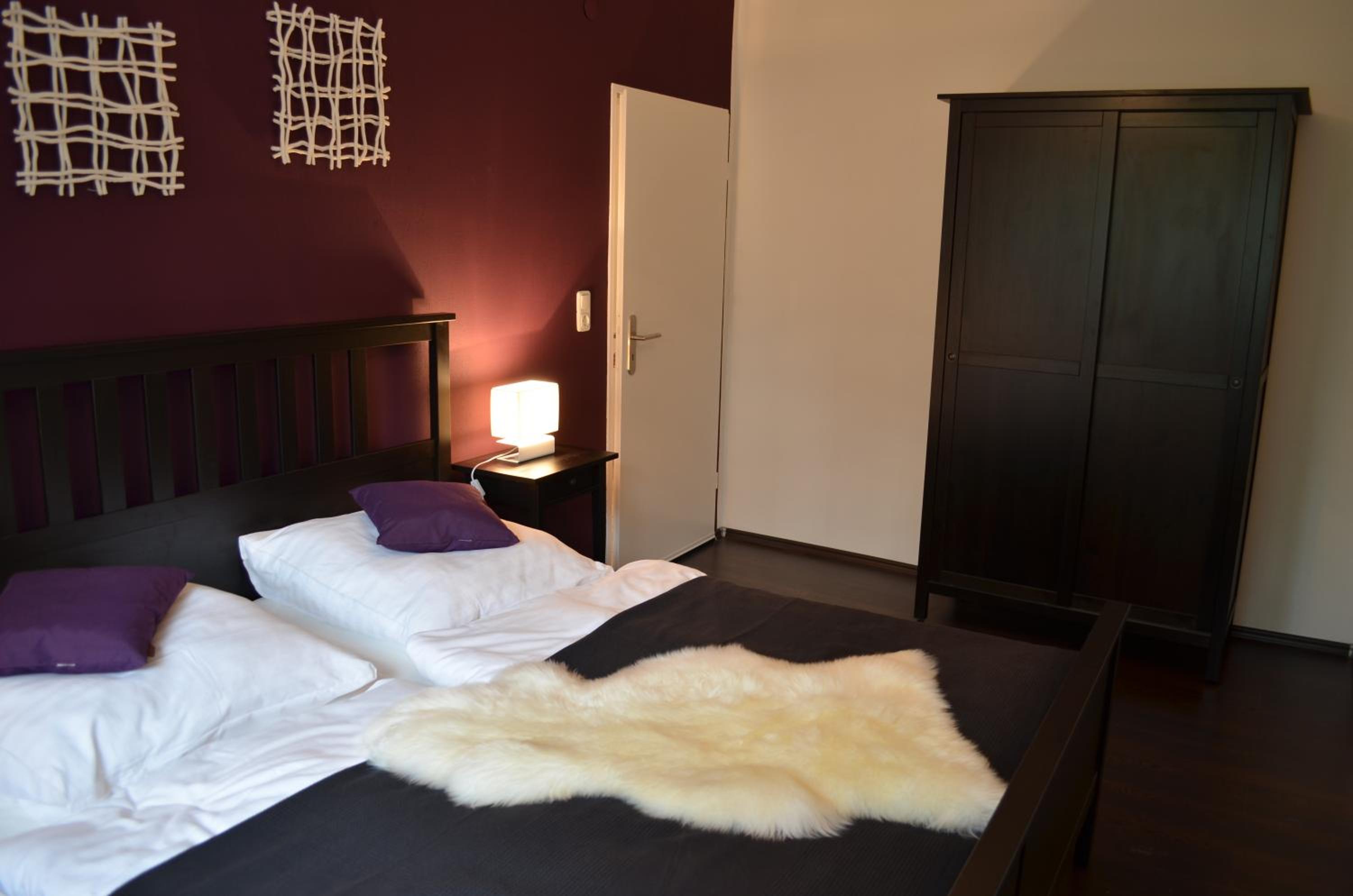 Double Room - Photo 5