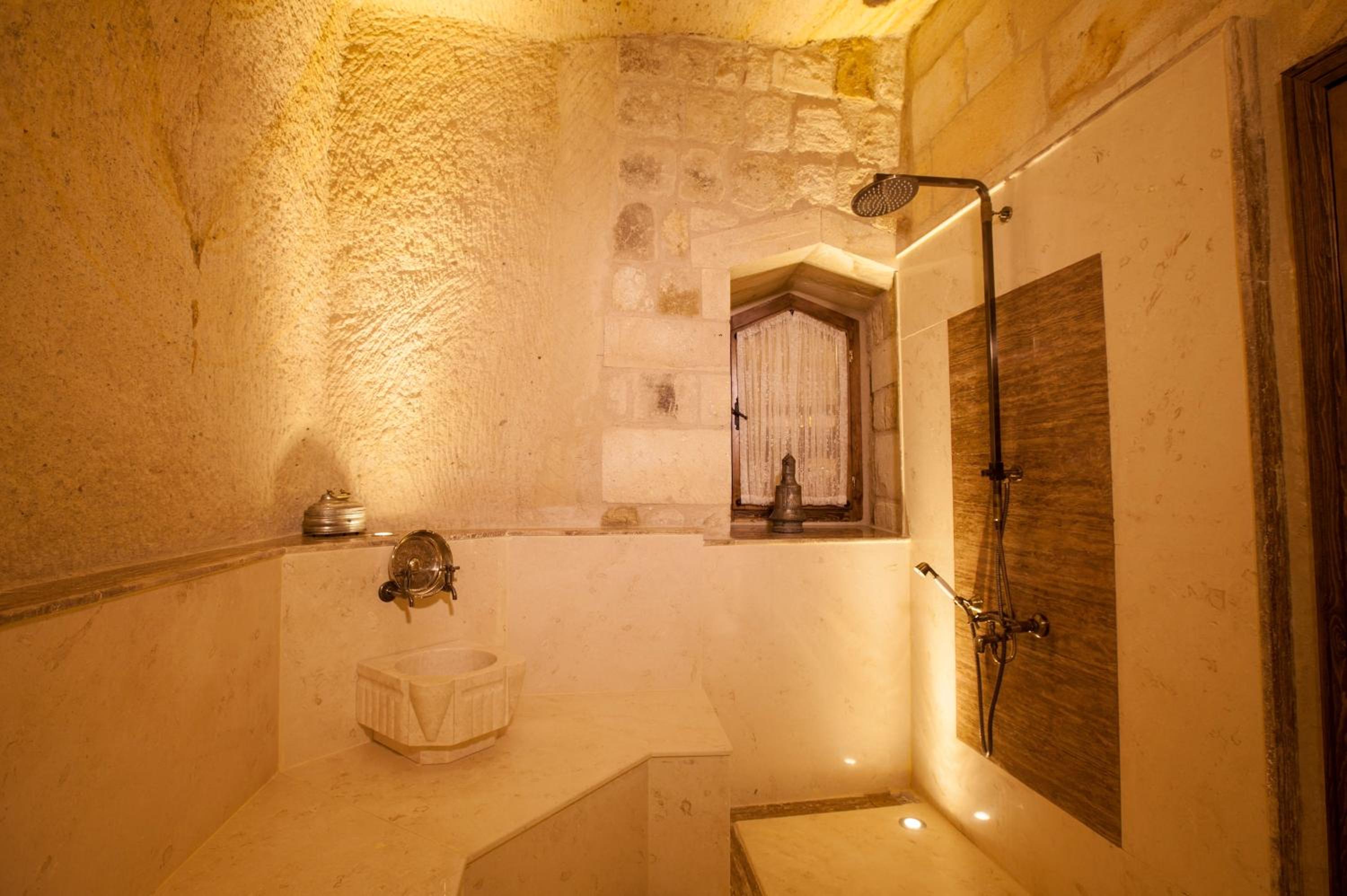 Royal Cave Suite  - Photo 11