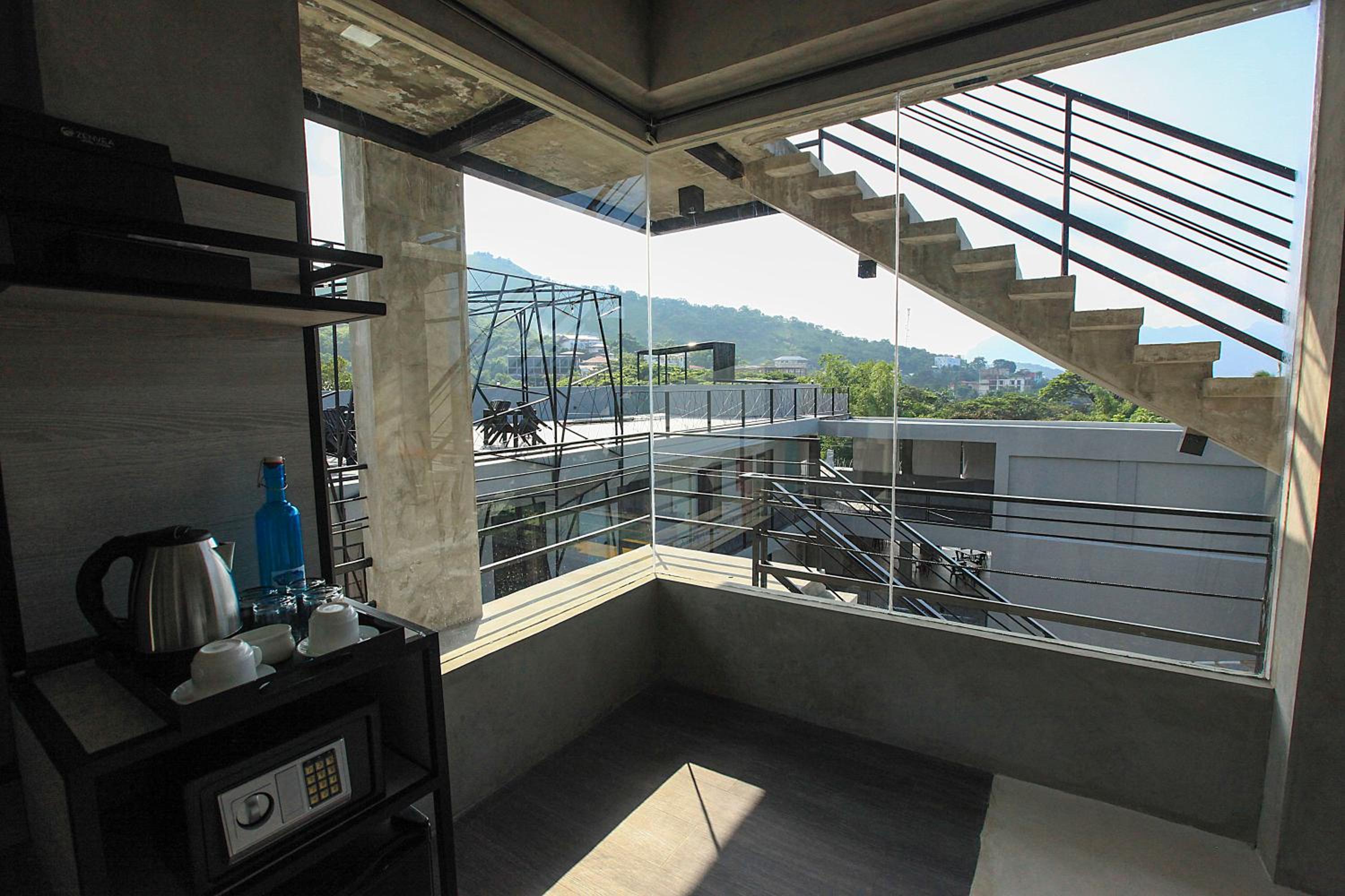 King Suite with Ocean View - Photo 2