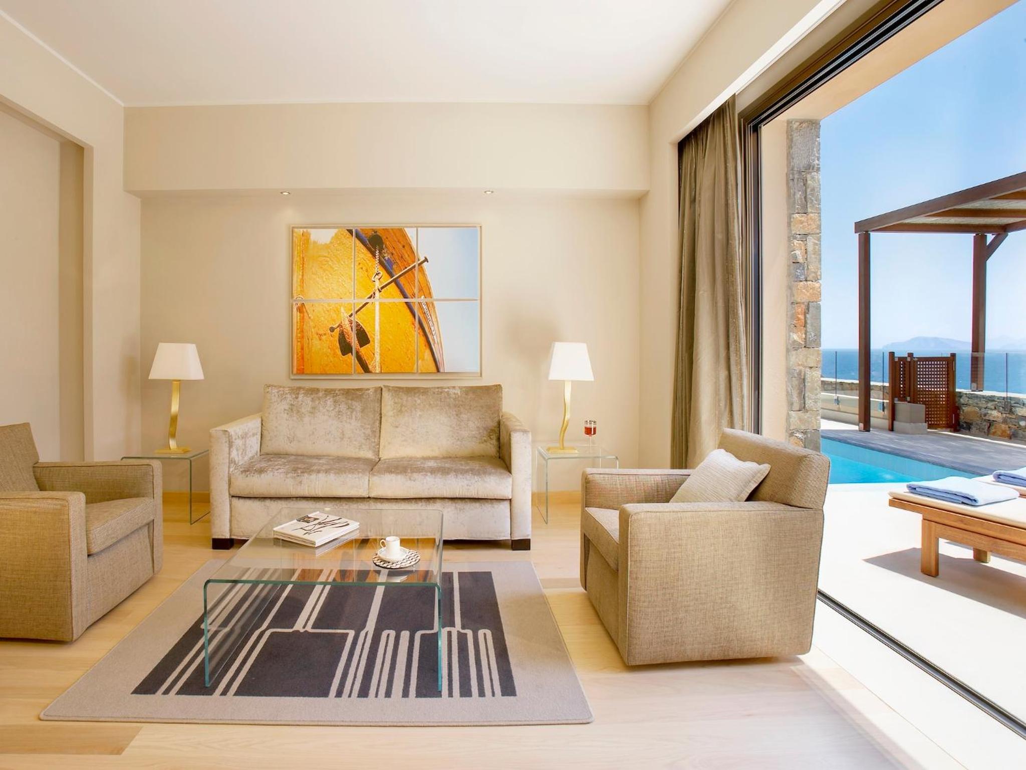 One Bedroom Suite with Sea View and Private Pool