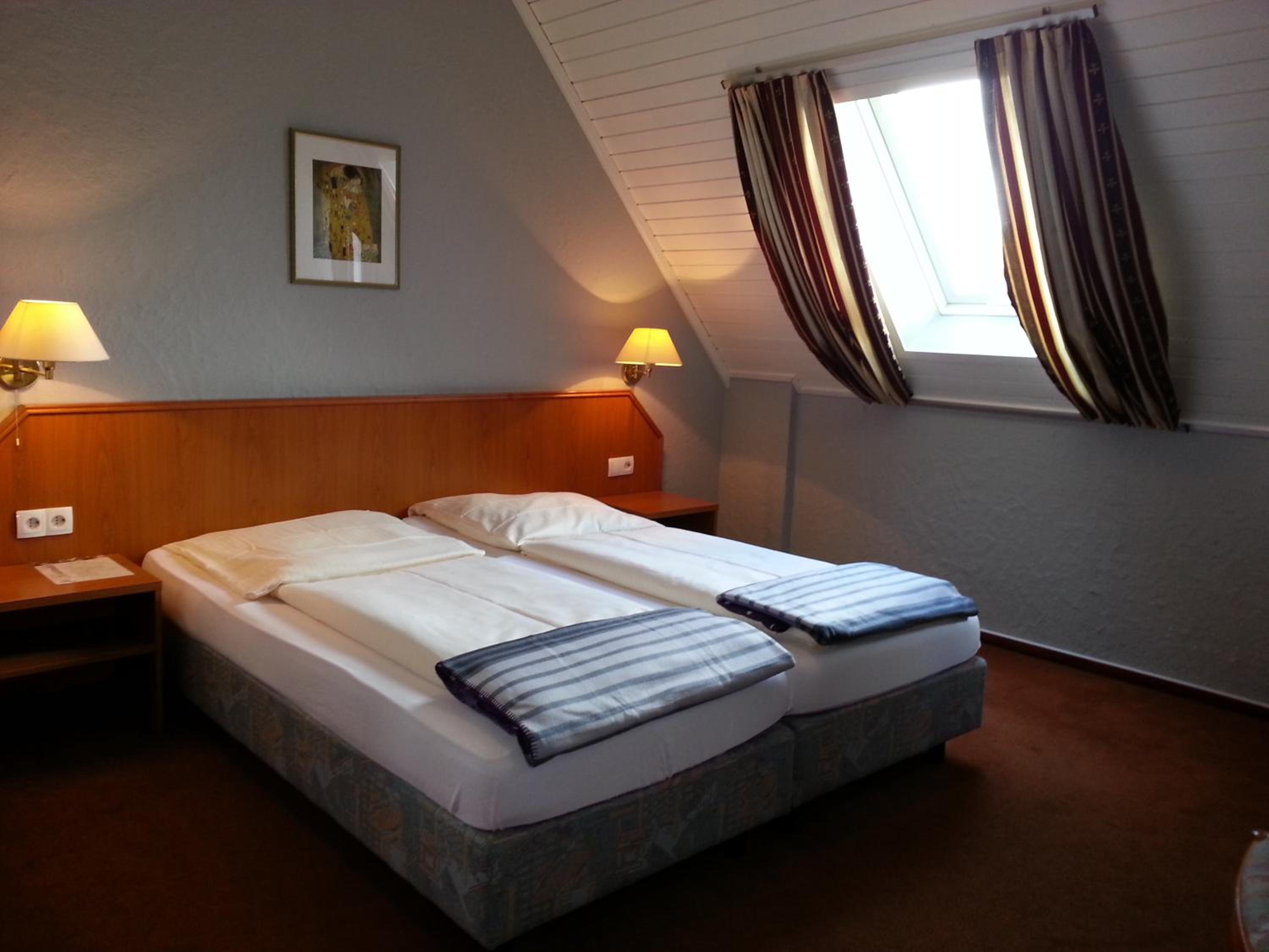 Double Room - Photo 4