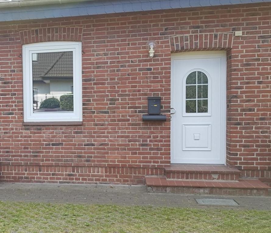 Apartment - Ground Floor photo 2