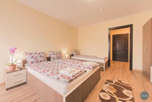 Quadruple Room with Bathroom photo 1