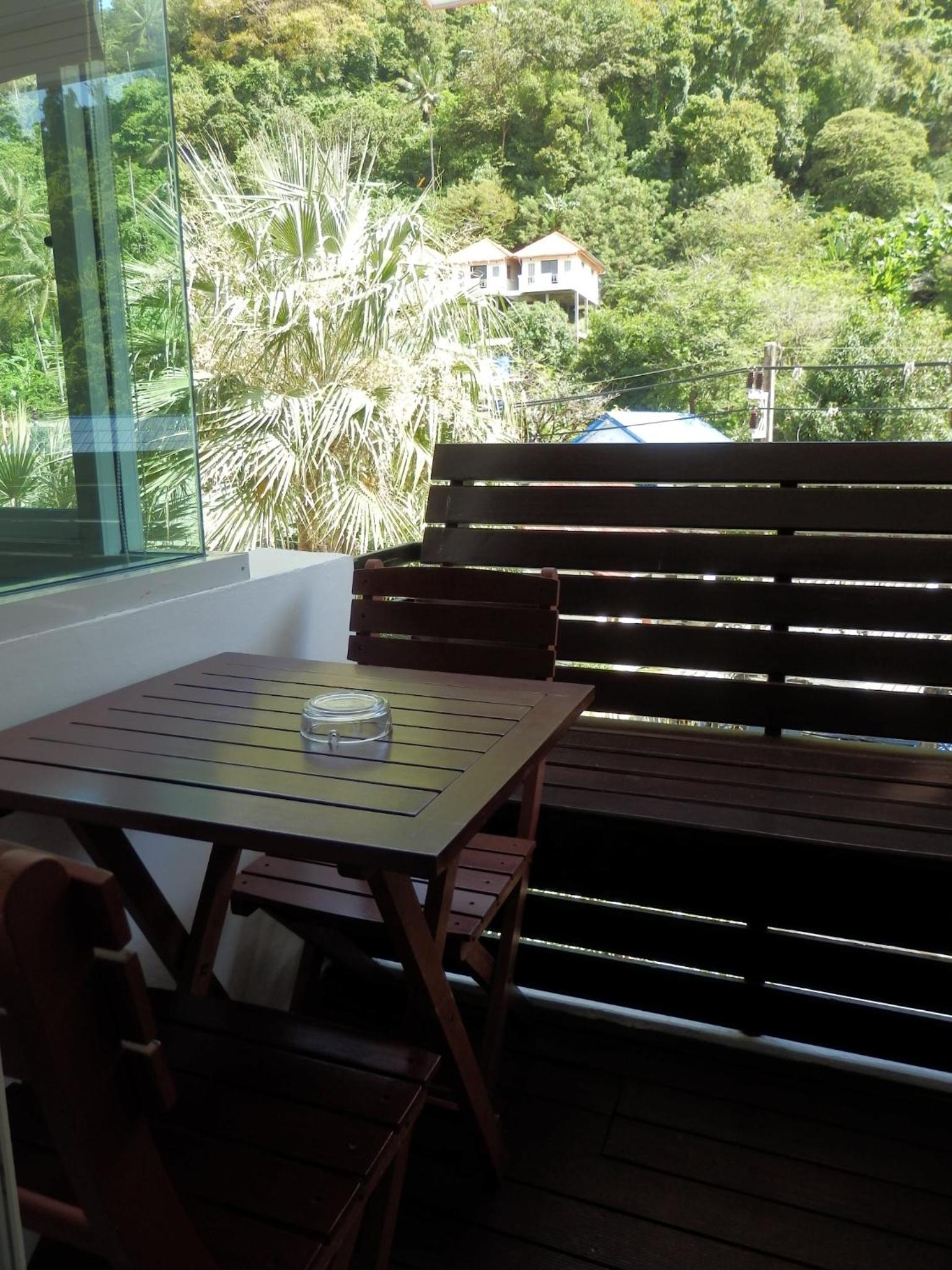 Studio with Mountain View - Photo 6