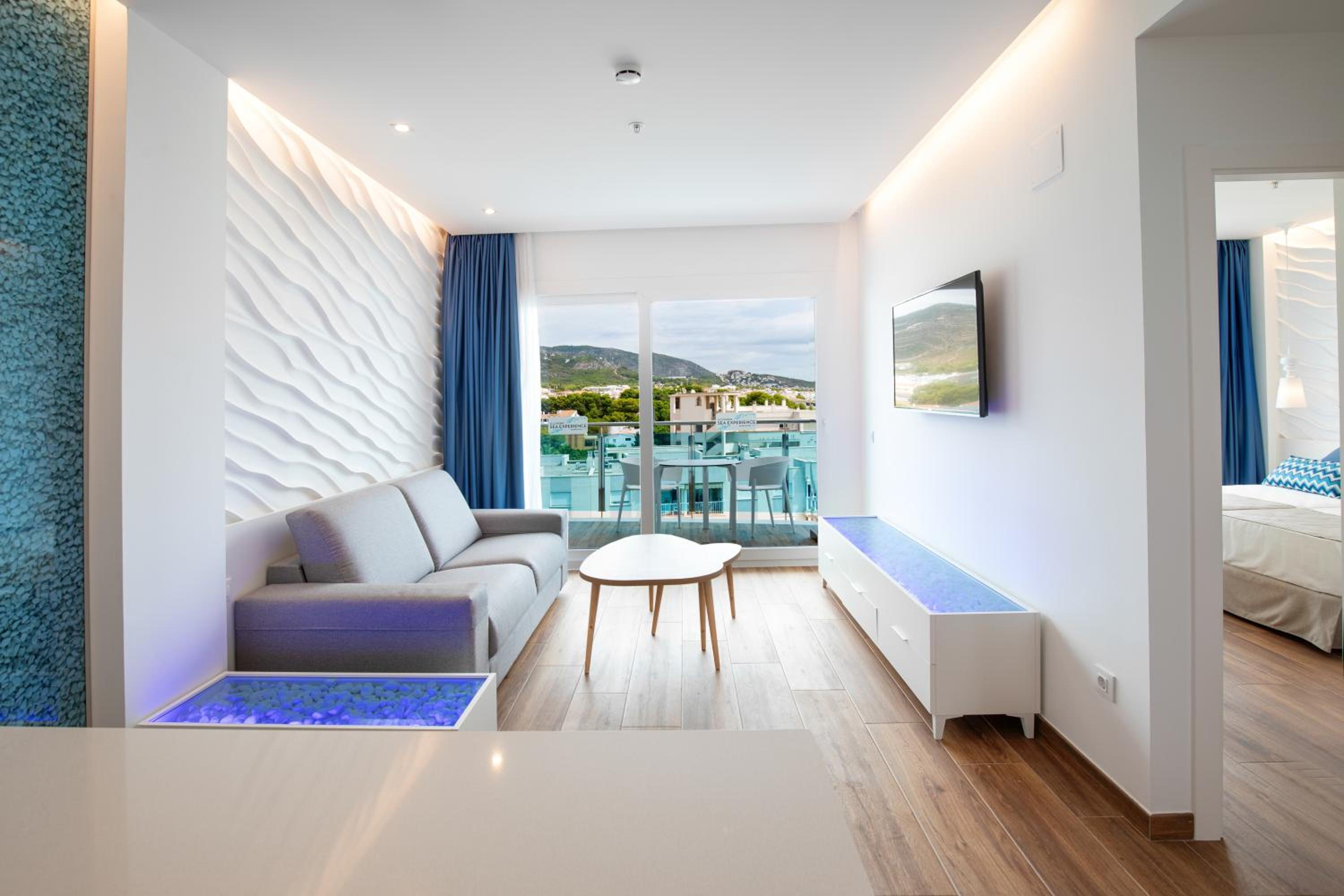 Apartamento con vista lateral al mar