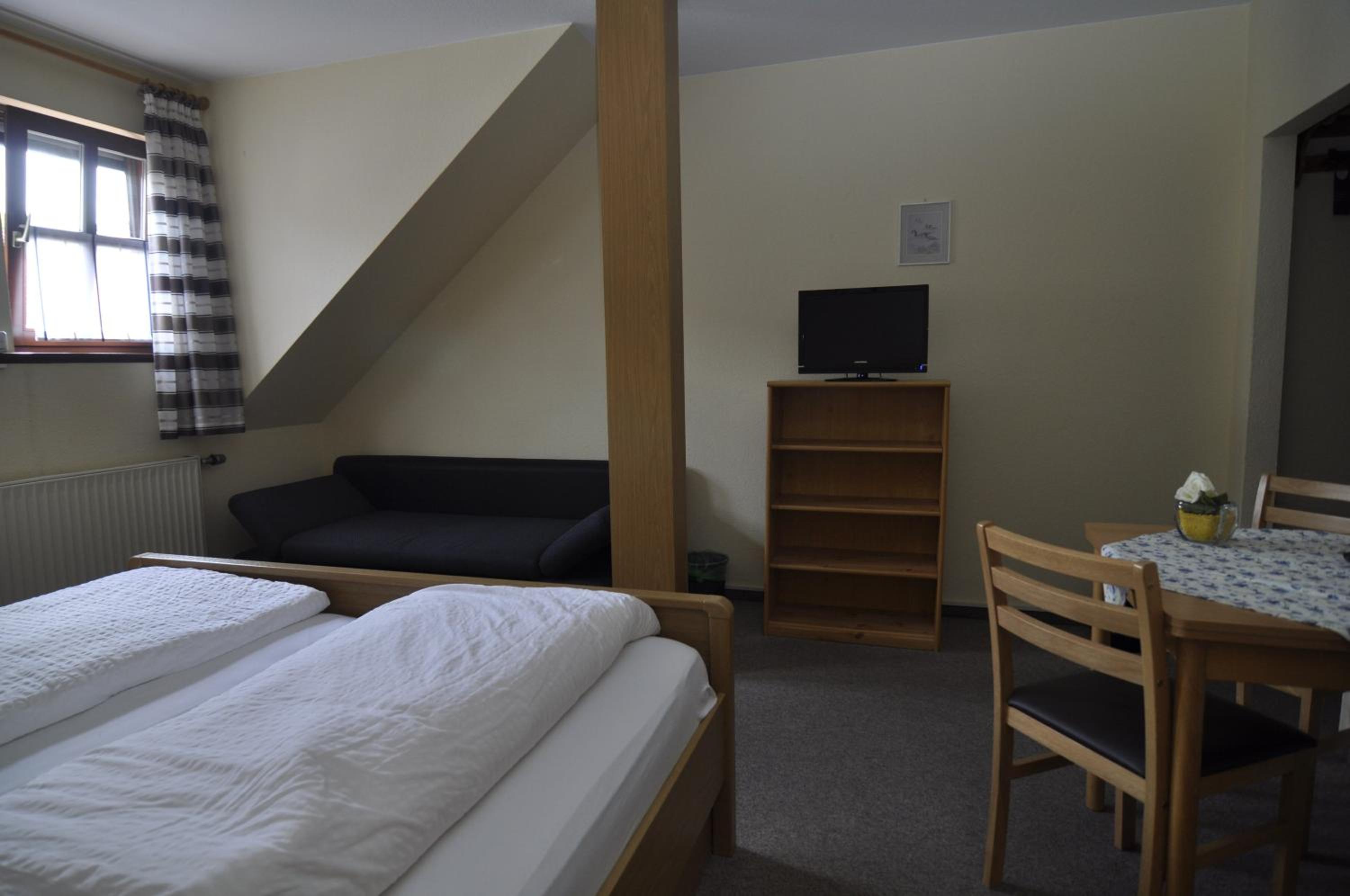 Triple Room photo 2