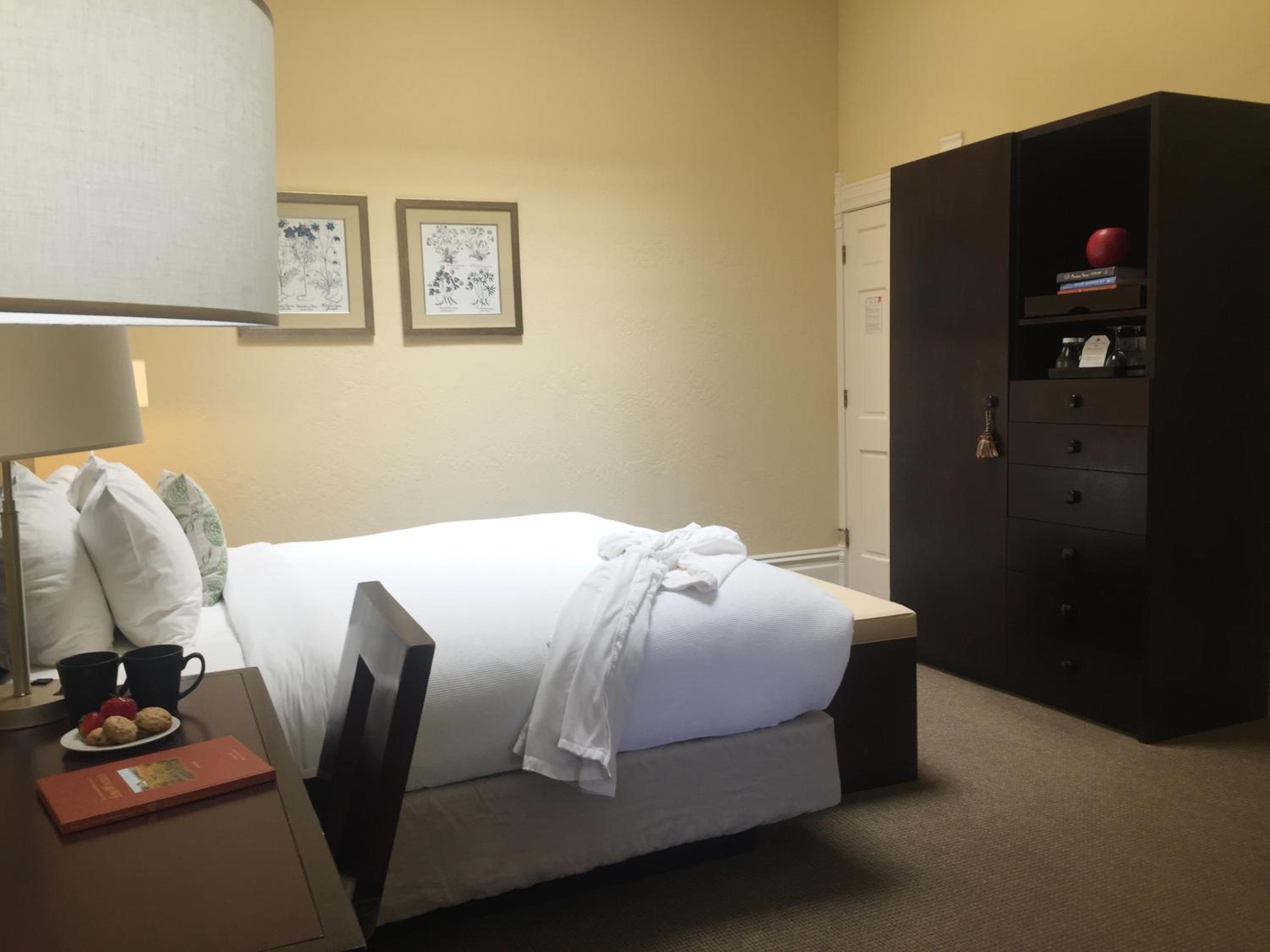 Healdsburg Interior King - Photo 6