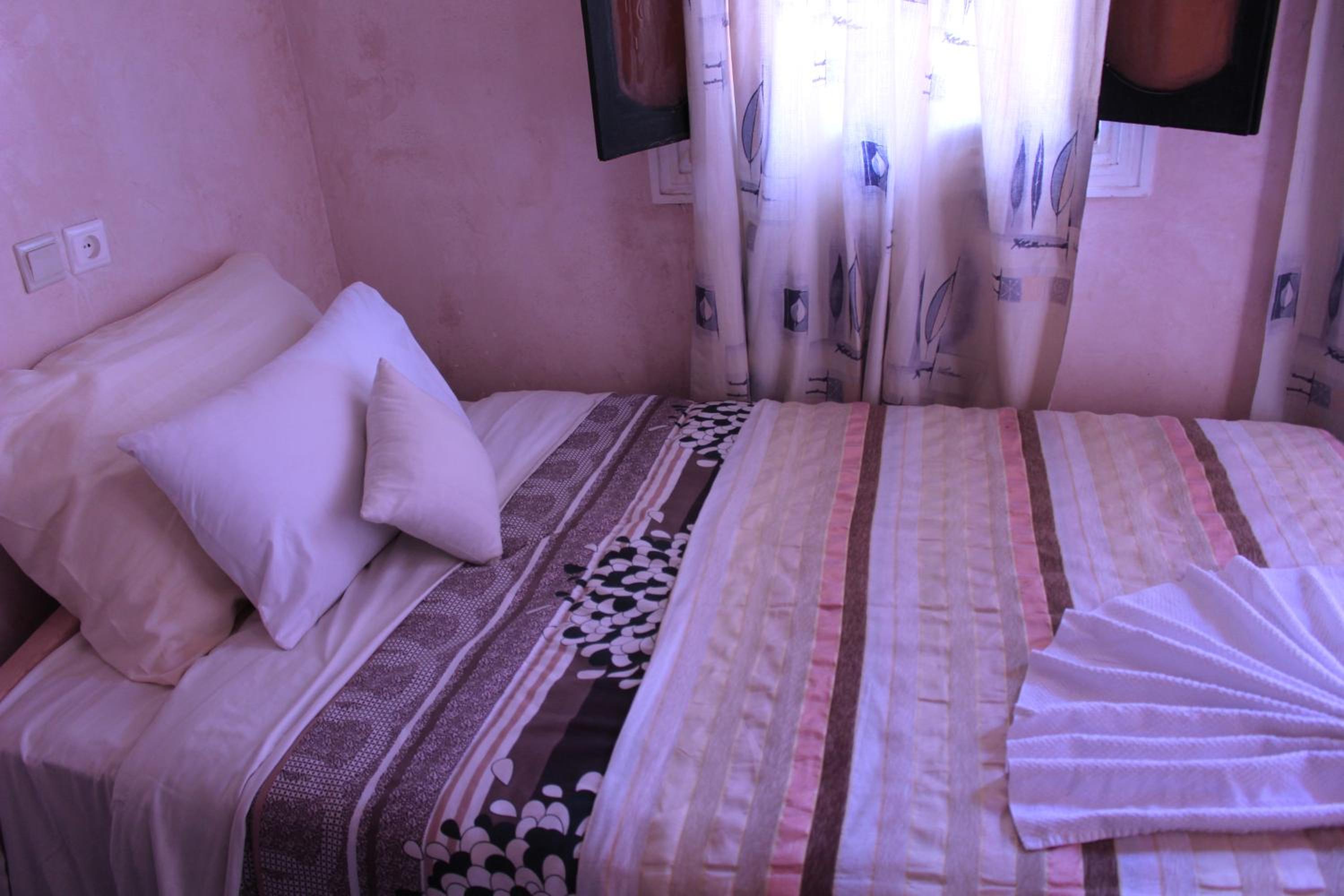 Double Room with Garden View - Photo 1