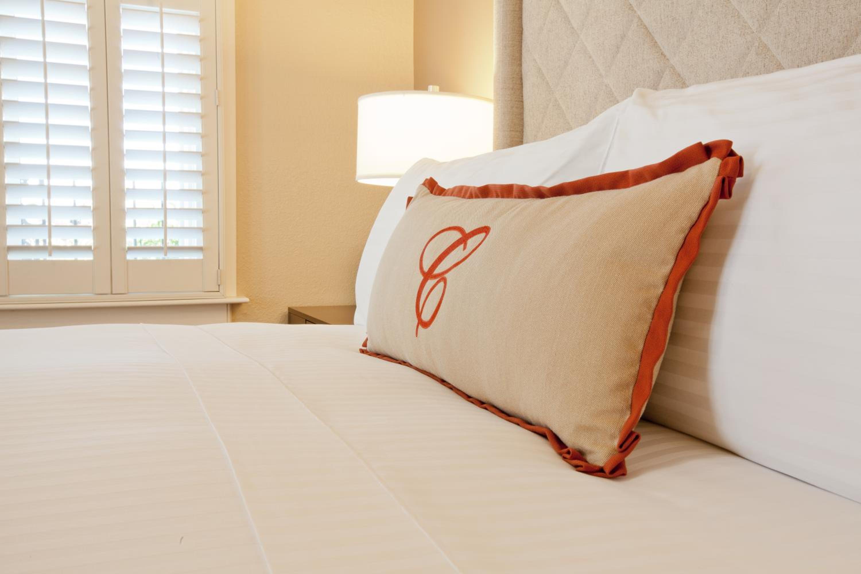 Standard Queen Room - Photo 1