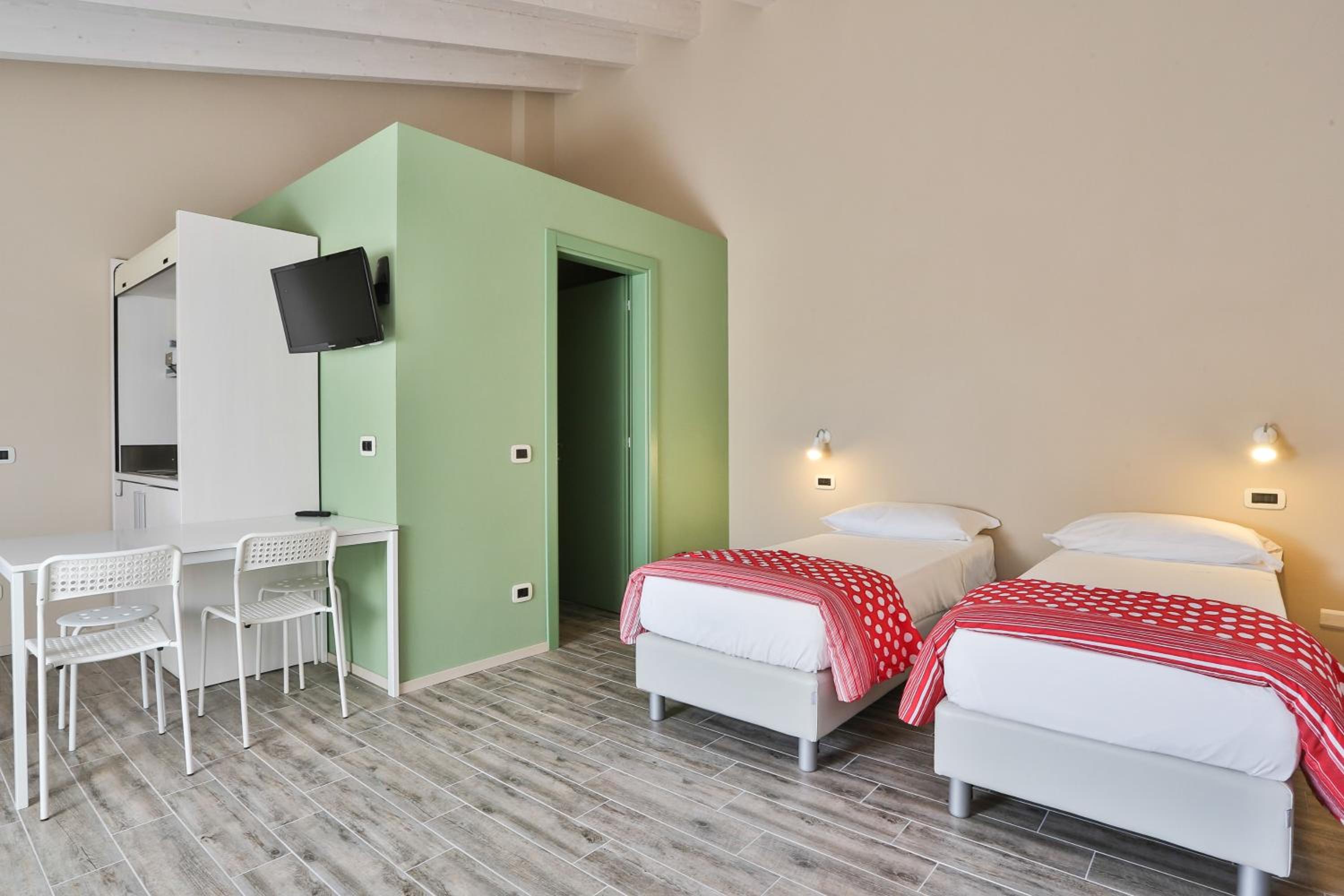 Double or Twin Room - Photo 1