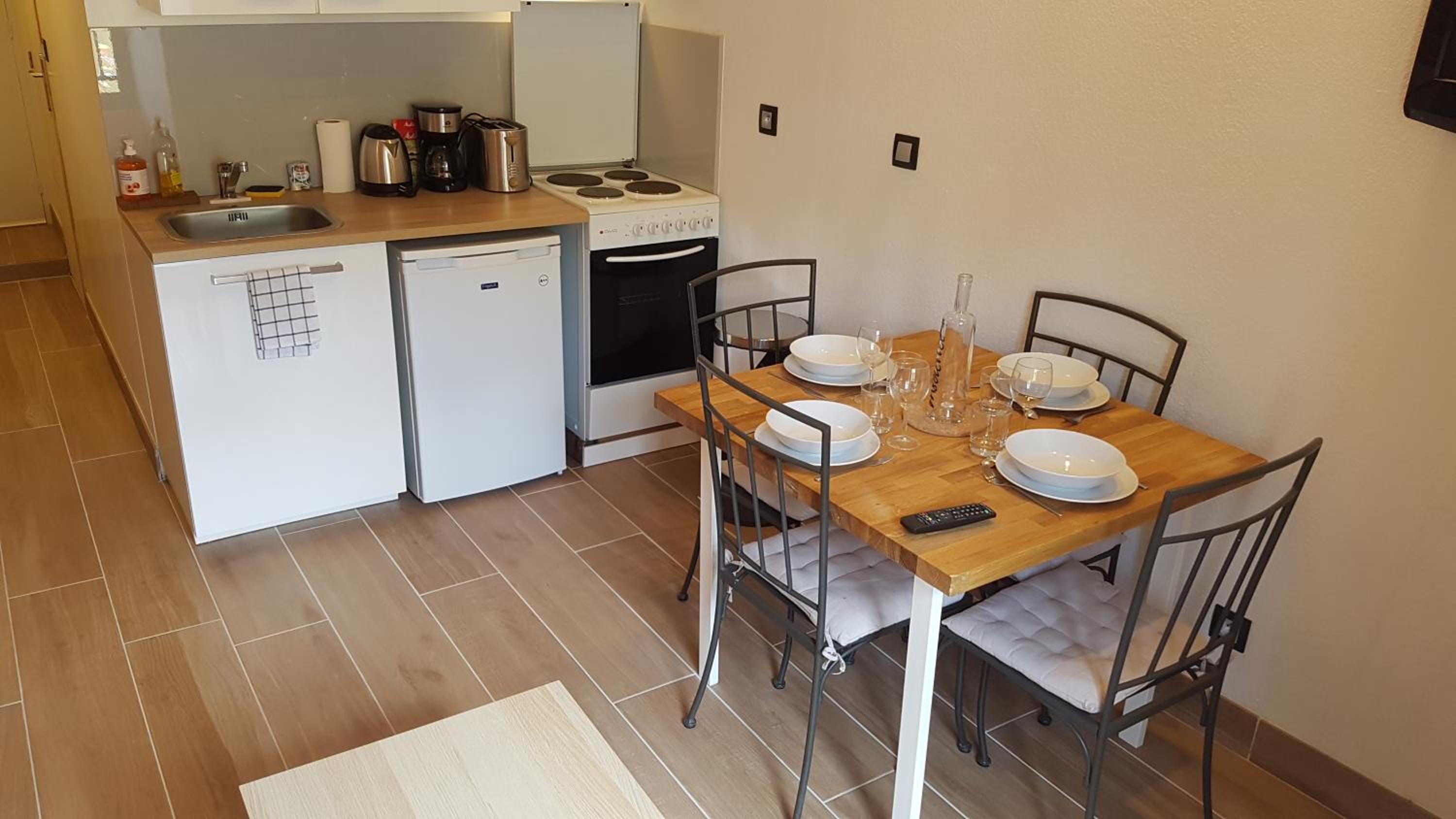 Apartment - Split Level - Photo 7