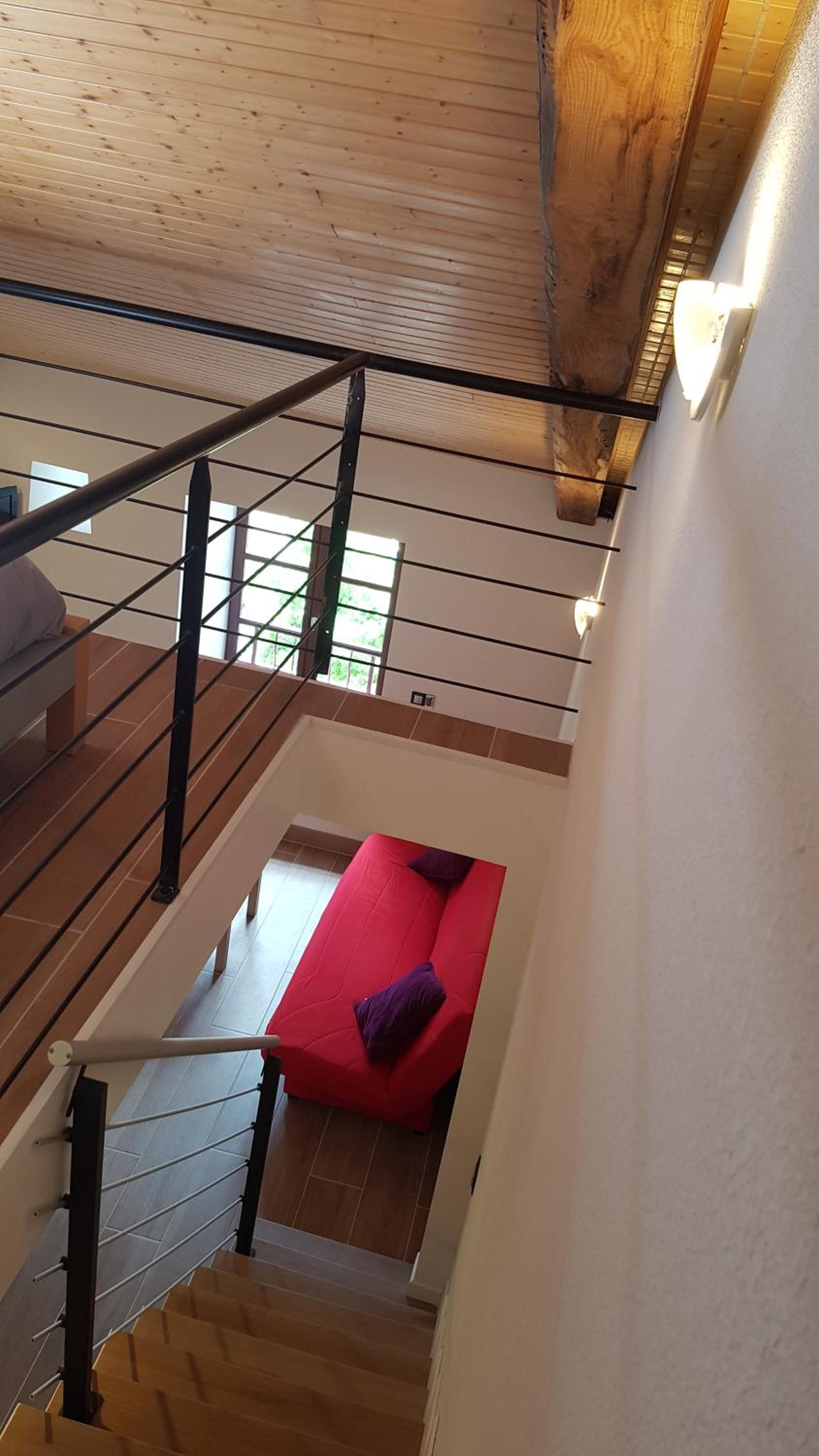 Apartment - Split Level - Photo 12