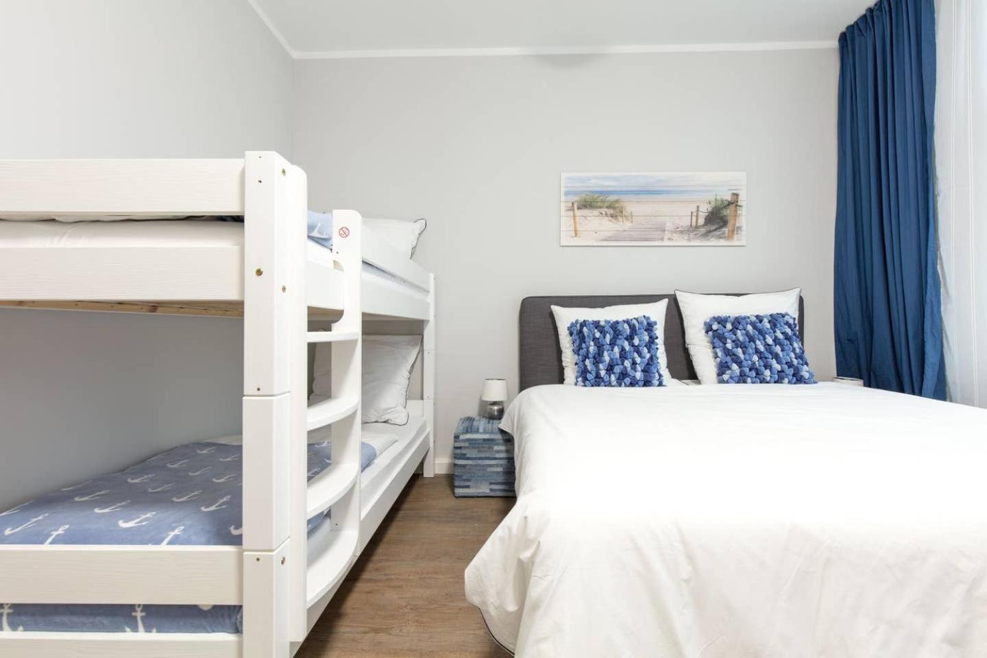 One-Bedroom Apartment - Photo 9