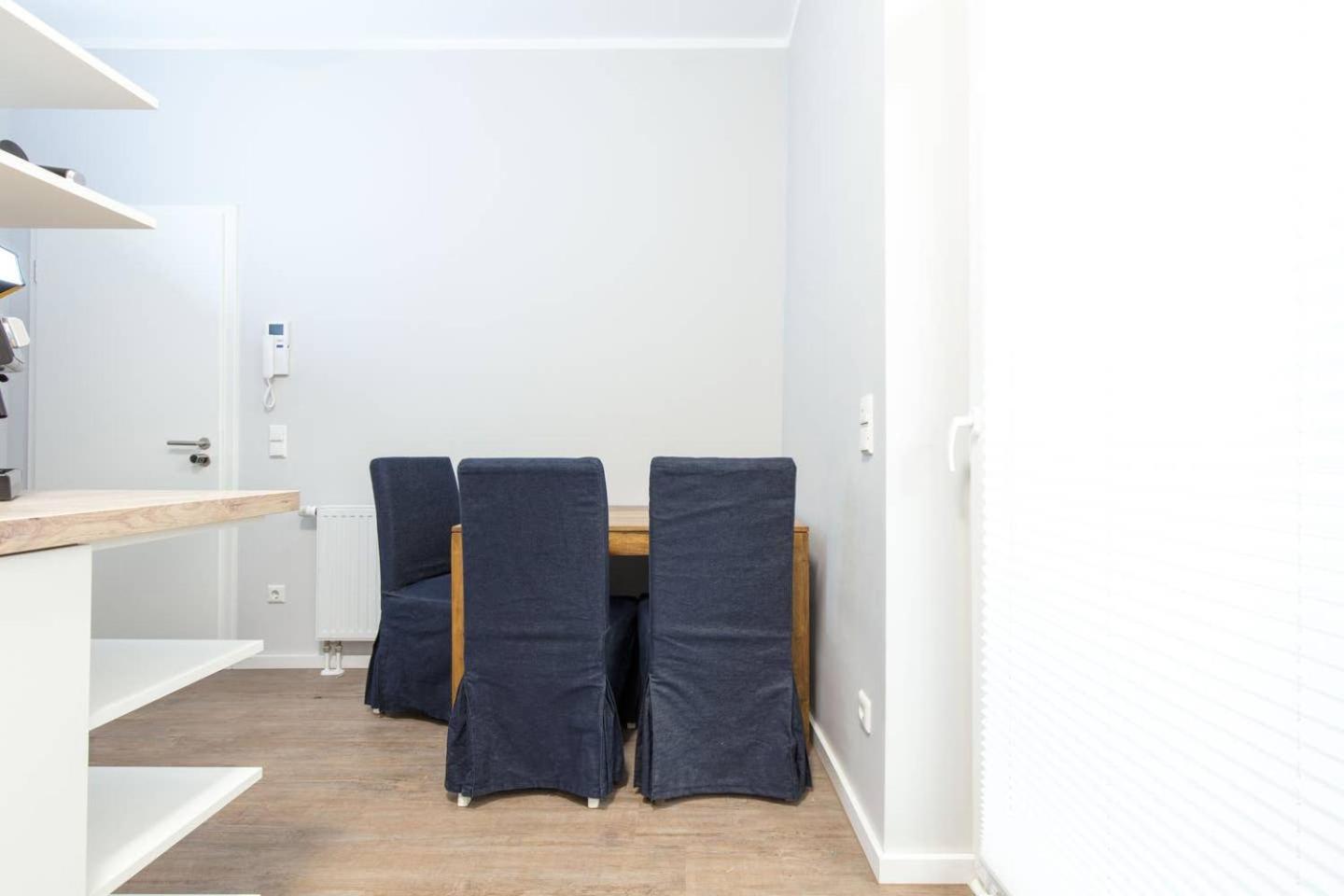 One-Bedroom Apartment - Photo 16