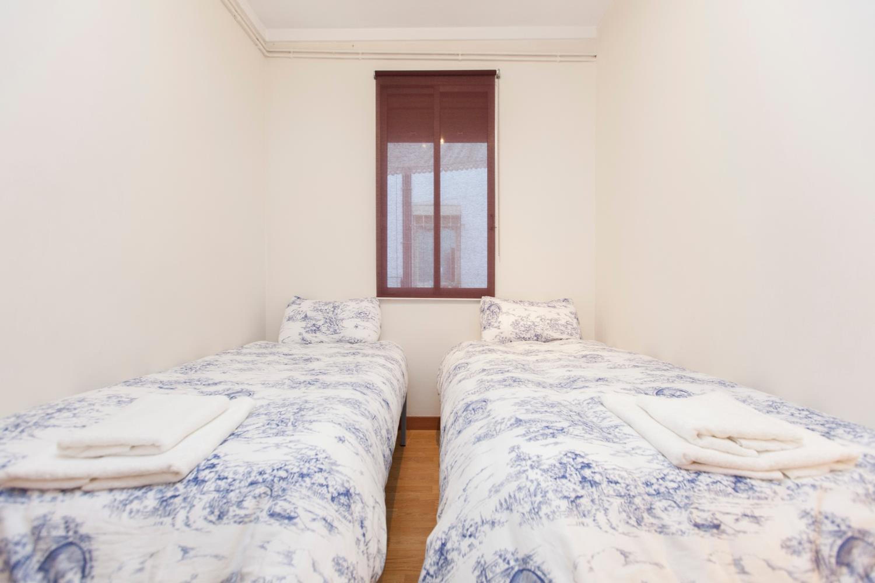 Superior Three Bedroom Apartment - Aragó, 534 photo 3