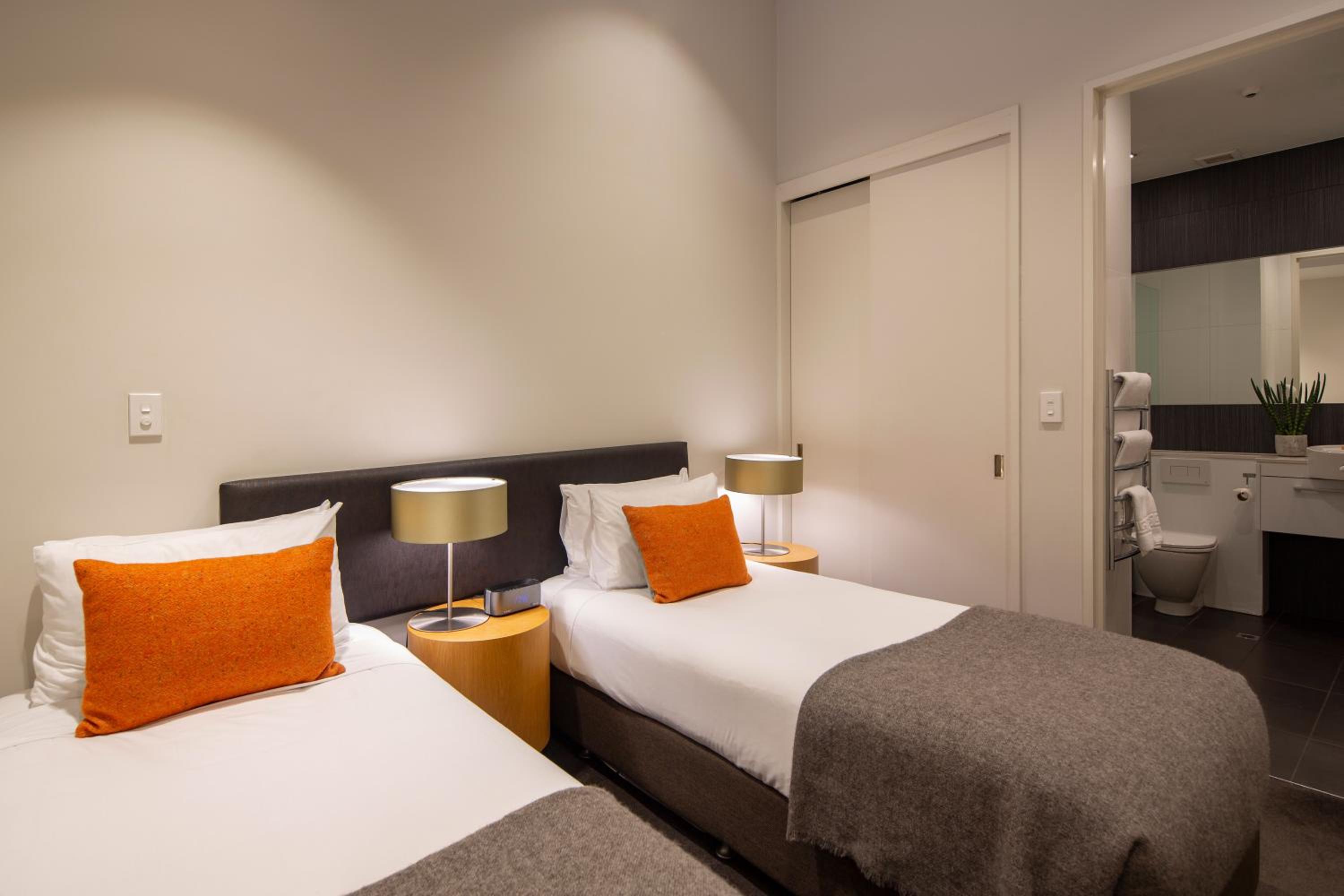 Two-Bedroom, Two Bathroom Apartment with View  photo 1
