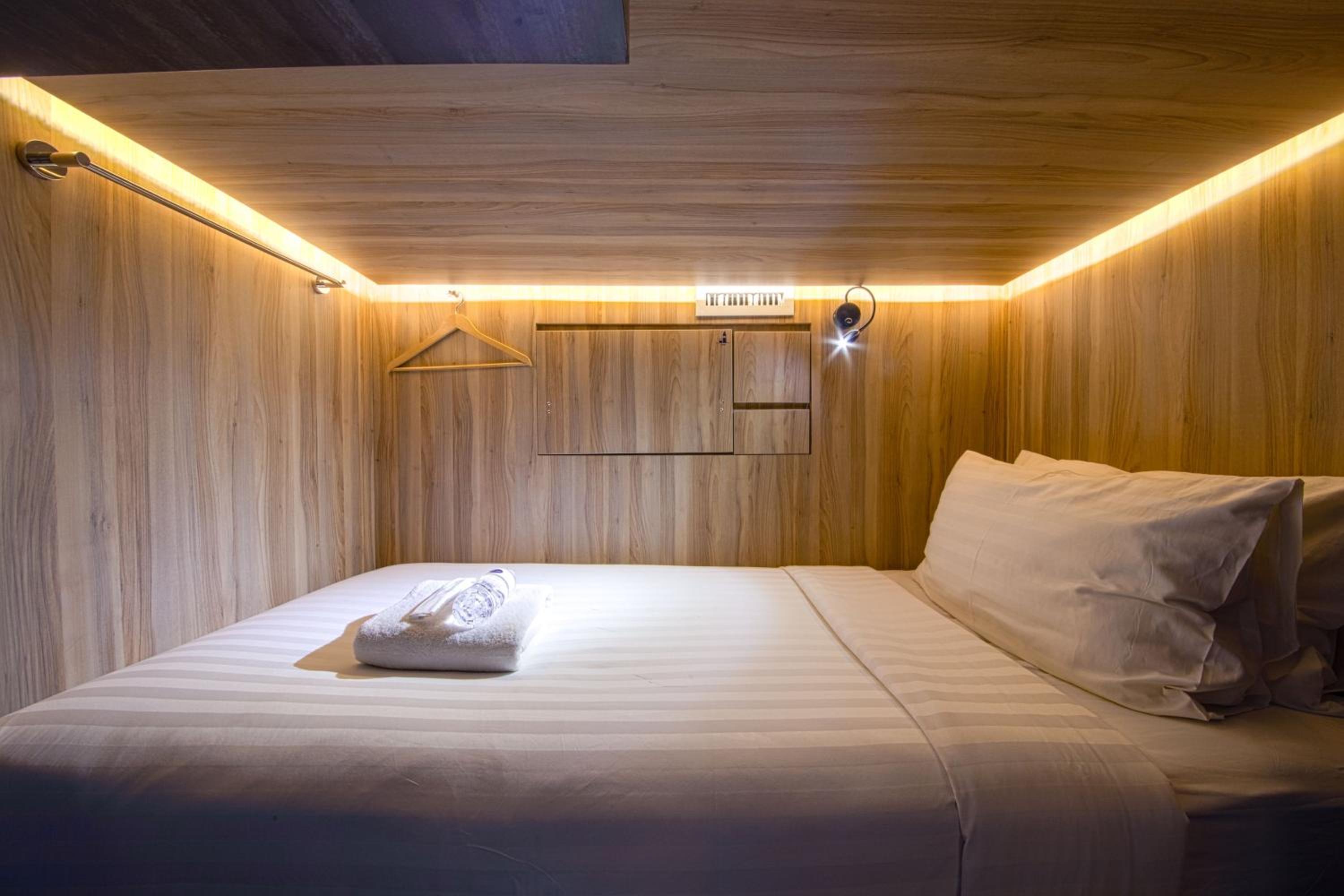 Private Room with 2 Single Capsules photo 2