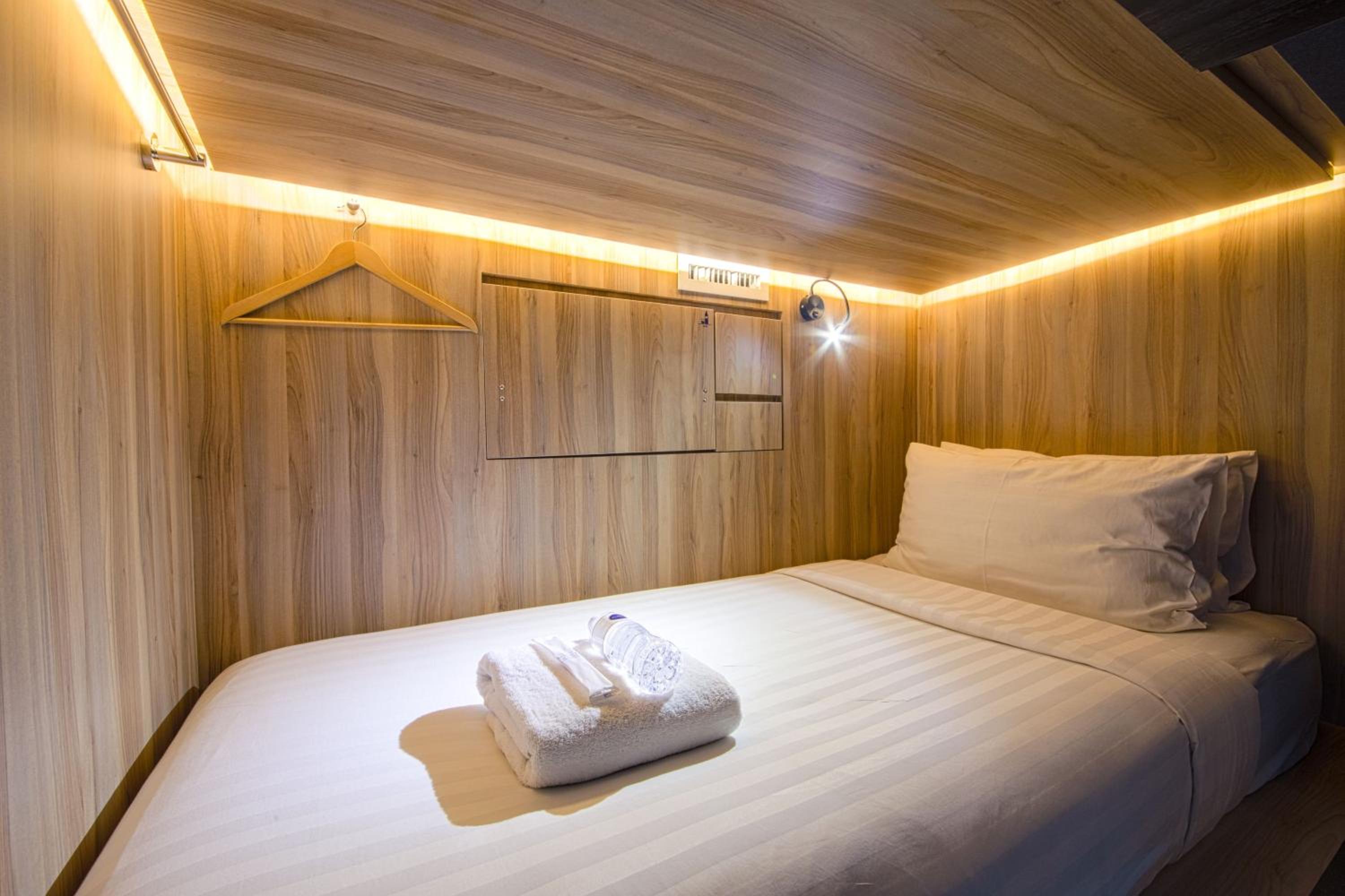 Private Room with 2 Single Capsules photo 3