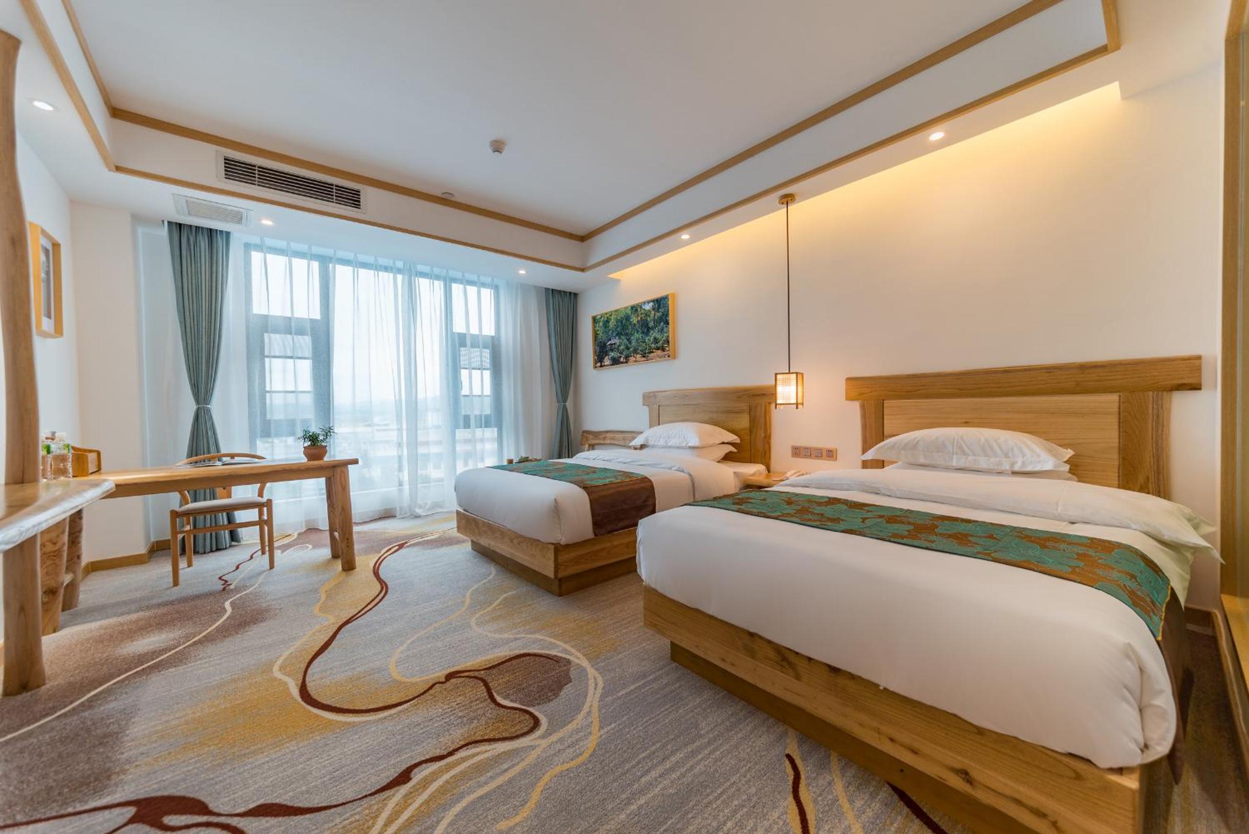 Standard Twin Room With Mountain View photo 3