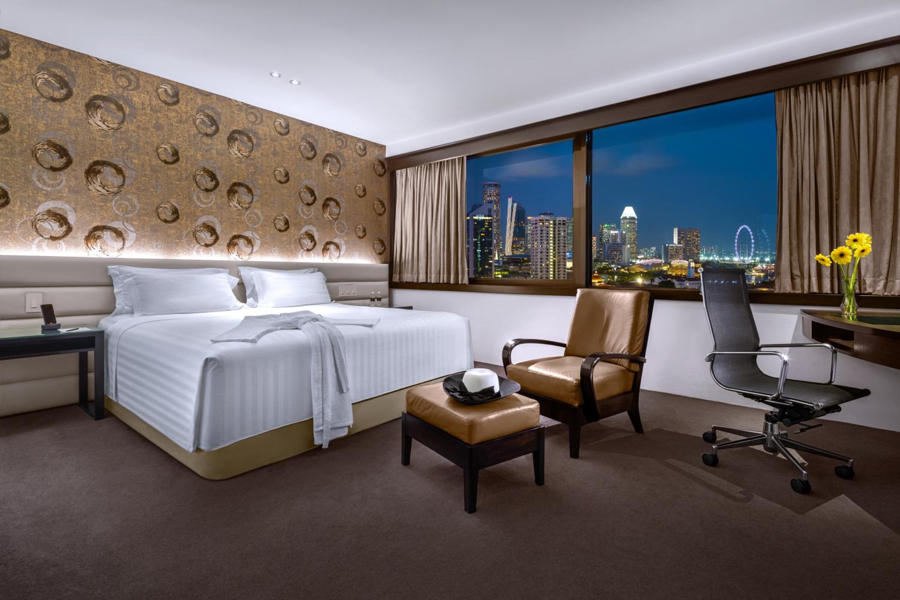 Executive Suite with Lounge Access photo 2