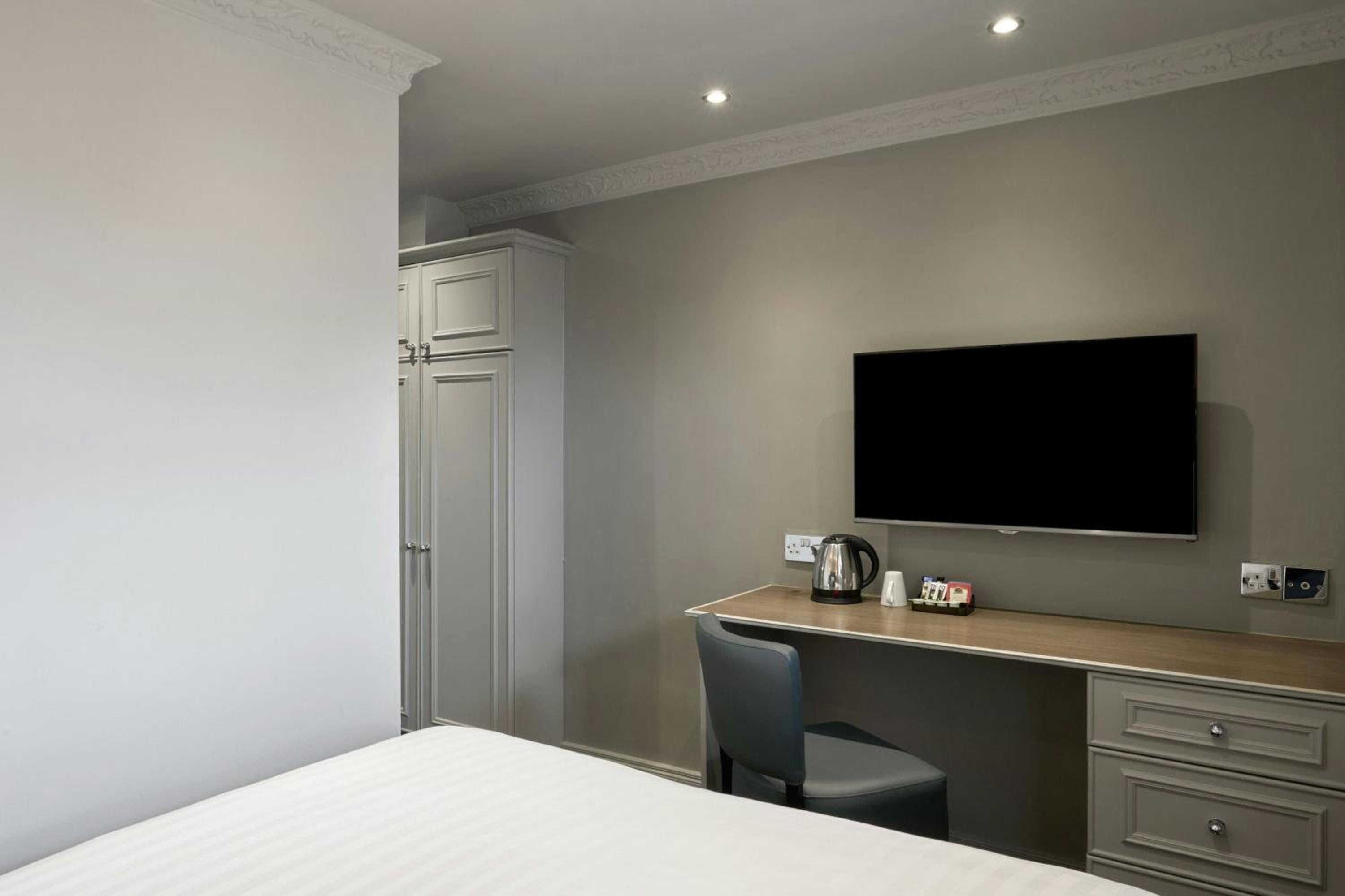 Efficient Double Room